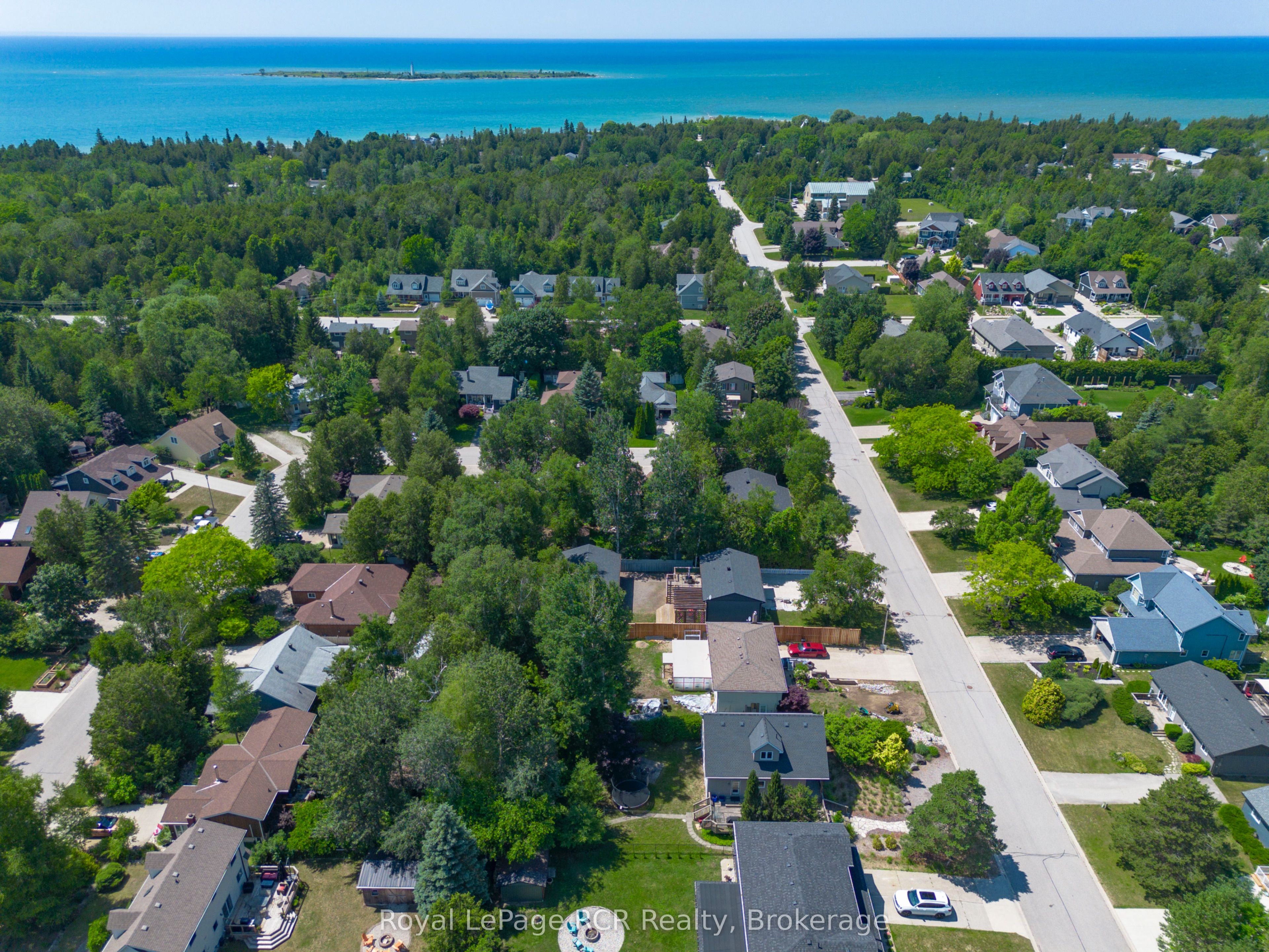 243 Island Street, Saugeen Shores, ON N0H 2L0 photo 4