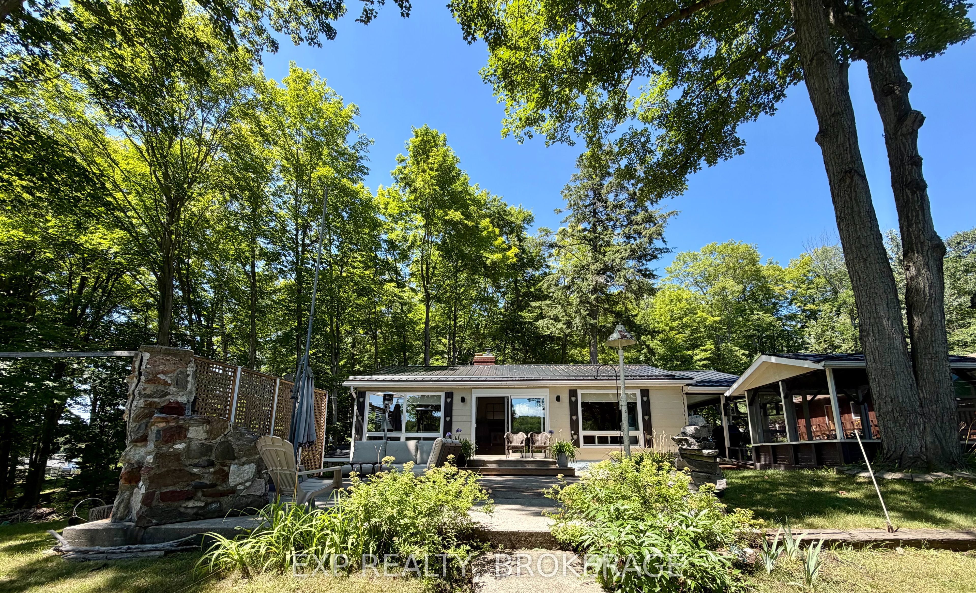2107 Hambly Lane, South Frontenac, ON K0H 1W0 photo 4