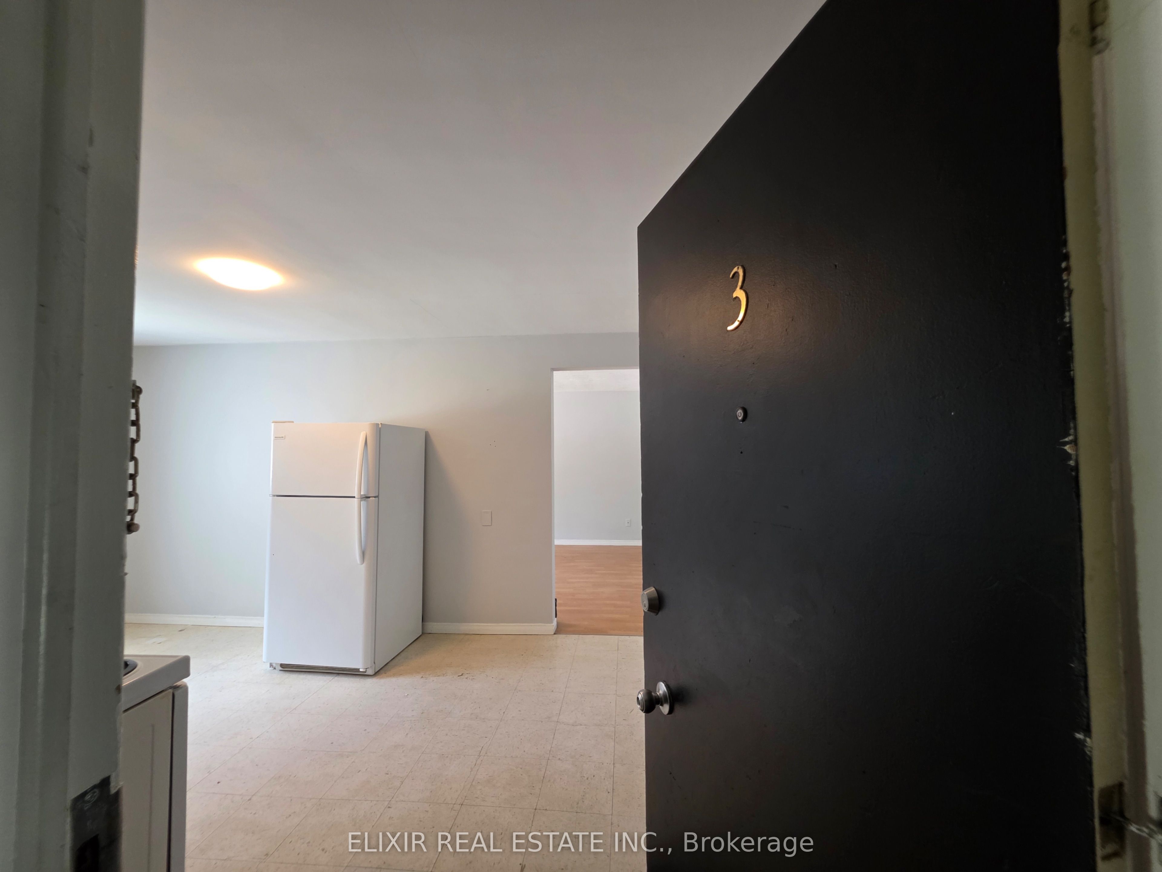 362 Grey Street 3, Brantford, ON N3S 4X4 photo 2