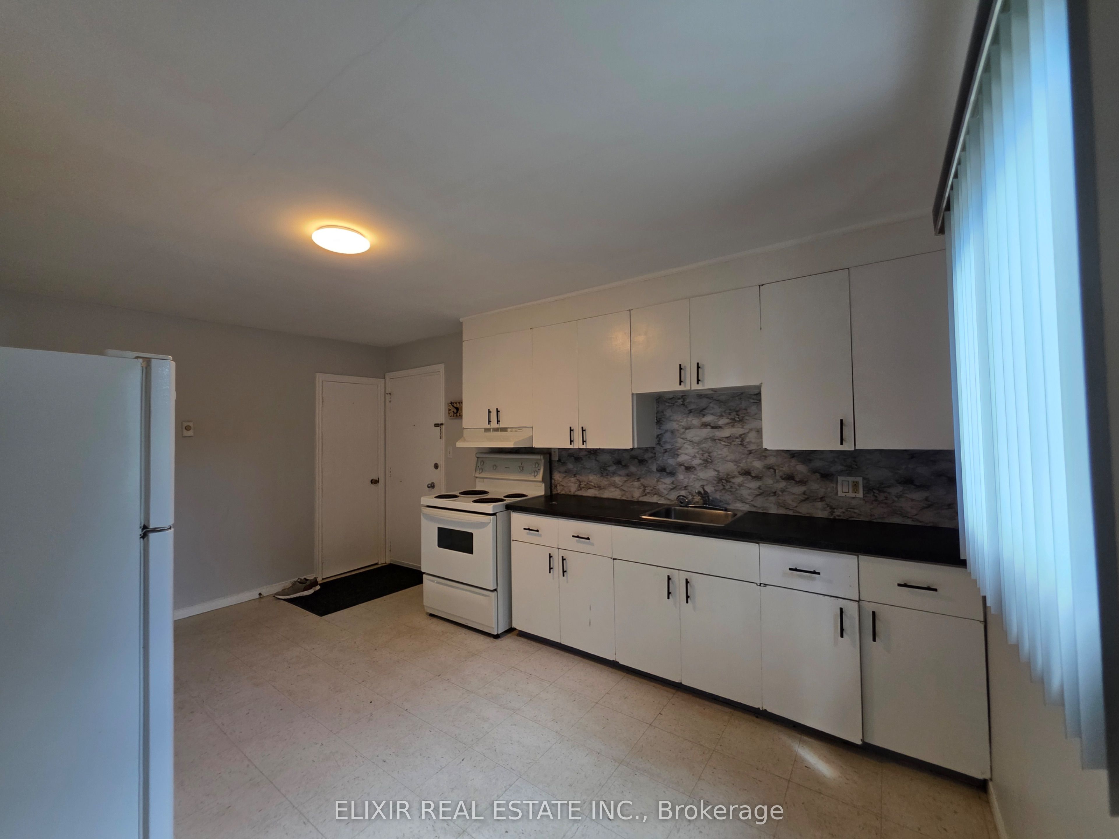 362 Grey Street 3, Brantford, ON N3S 4X4 photo 4