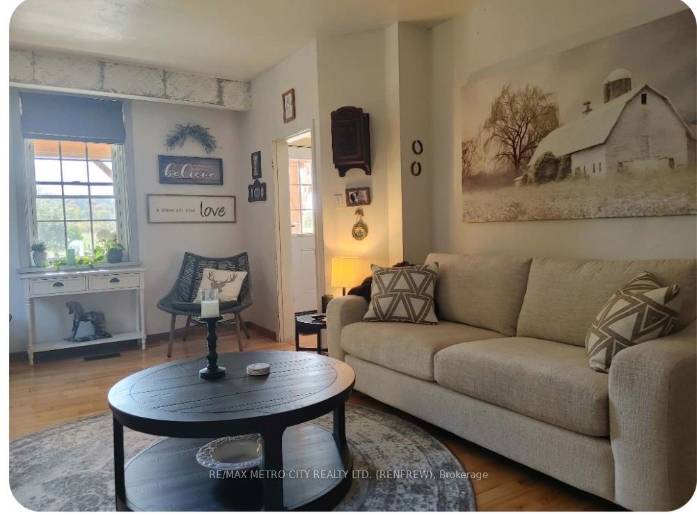 155 STORIE Road, Horton, ON K7V 3Z8 photo 4