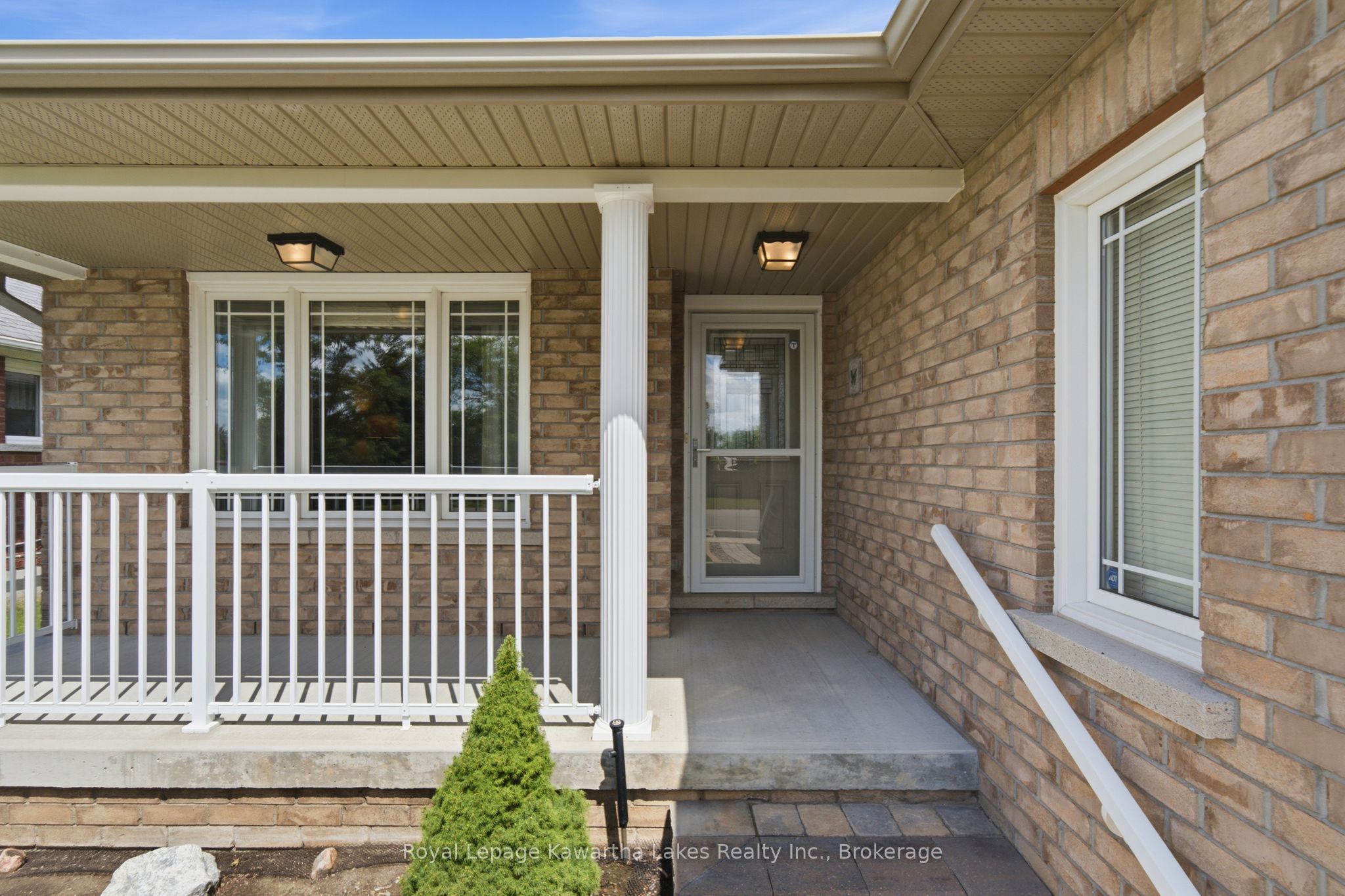 32 Gee Crescent, Kawartha Lakes, ON K9V 6G4 photo 3