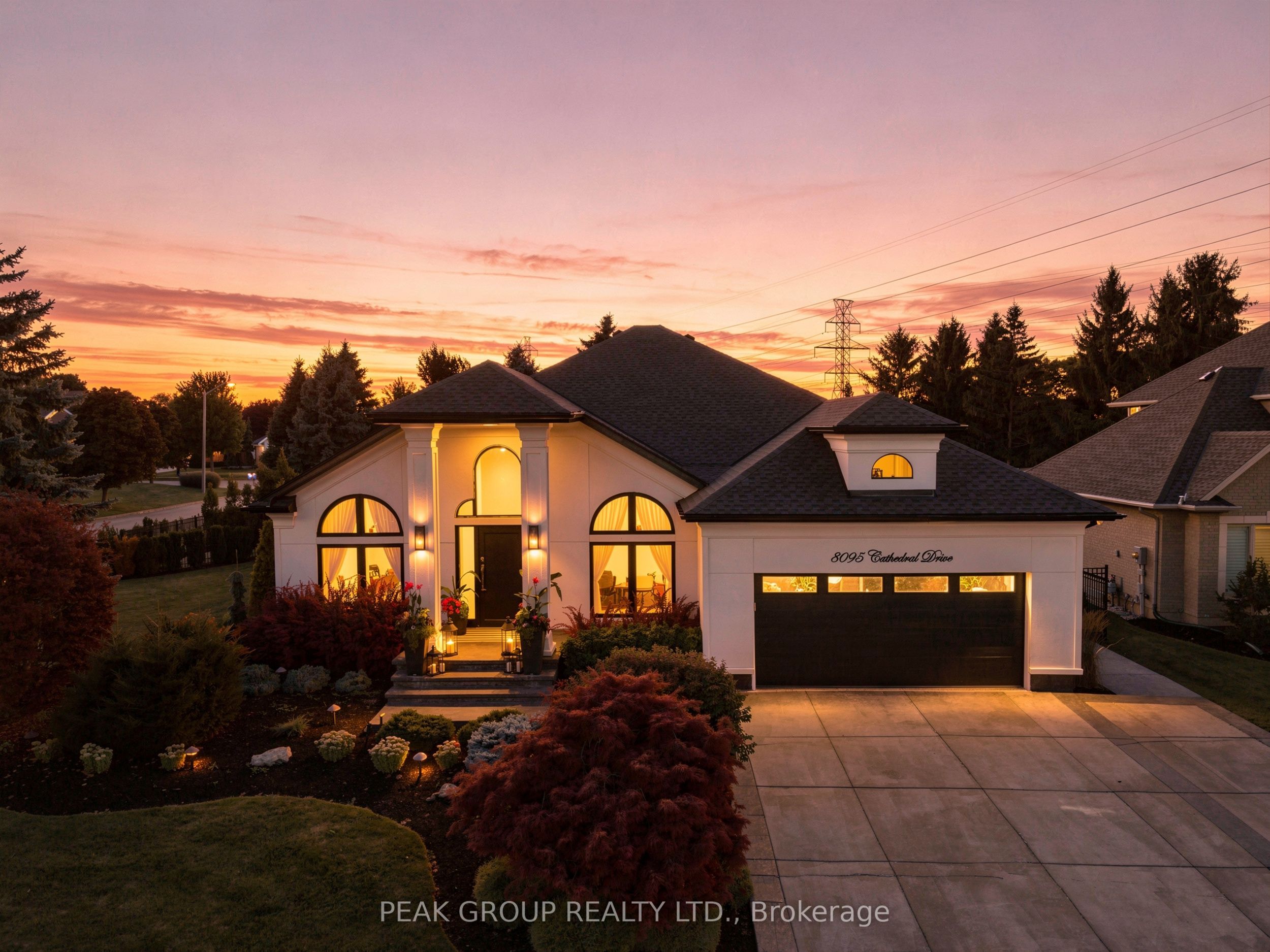 8095 Cathedral Drive, Niagara Falls, ON L2H 2Z2