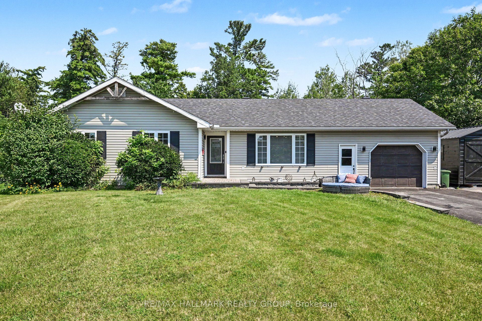 108 Snye Court, Carp - Dunrobin - Huntley - Fitzroy and Area, ON K0A 1X0 photo 2