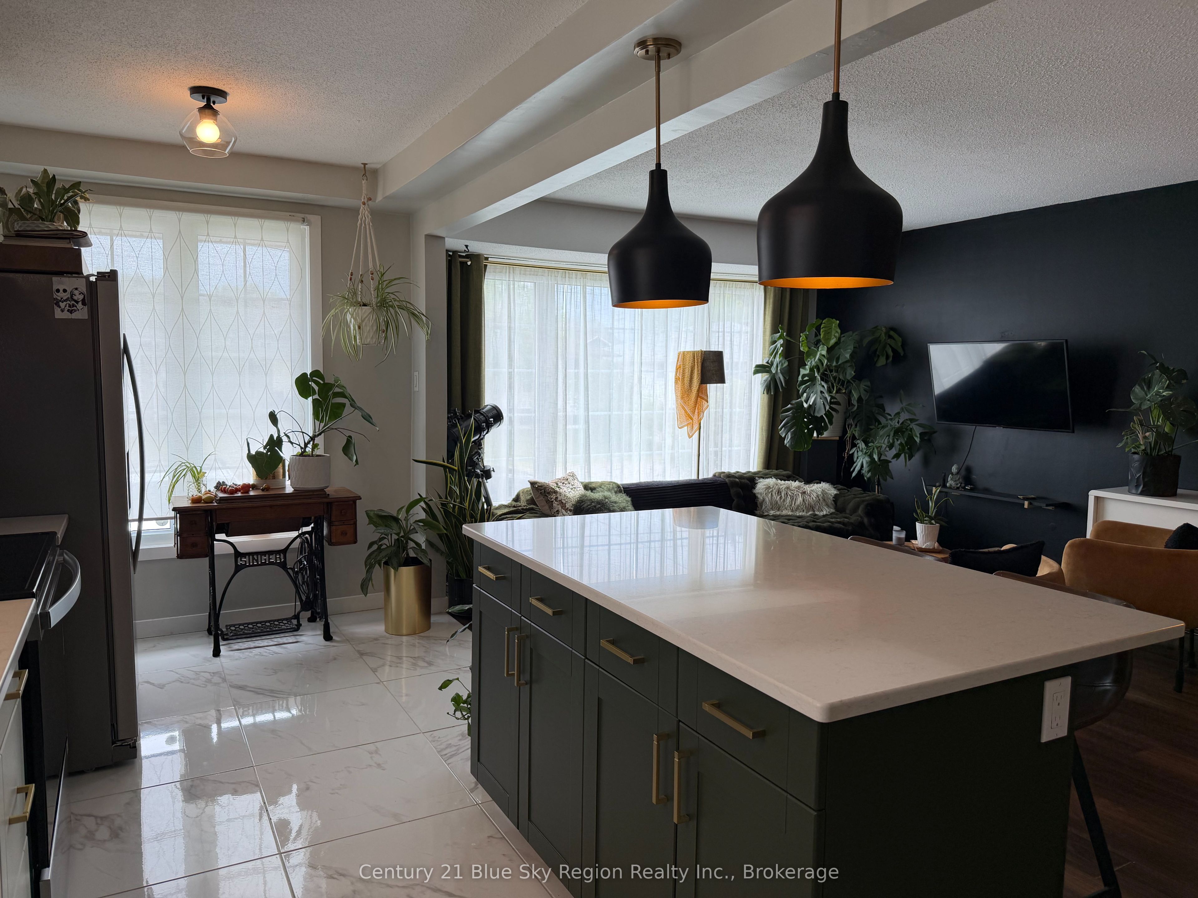 40 Charlton Crescent, North Bay, ON P1A 3M6 photo 3