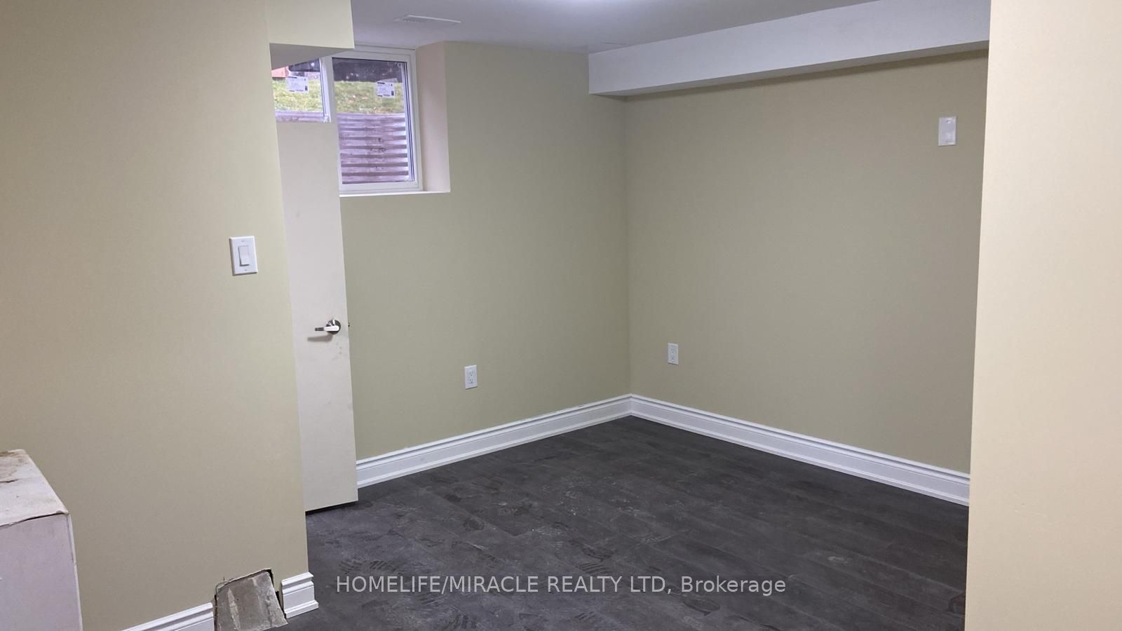 25 Thornridge Crescent Main floor, Kitchener, ON N2M 4V9 photo 3