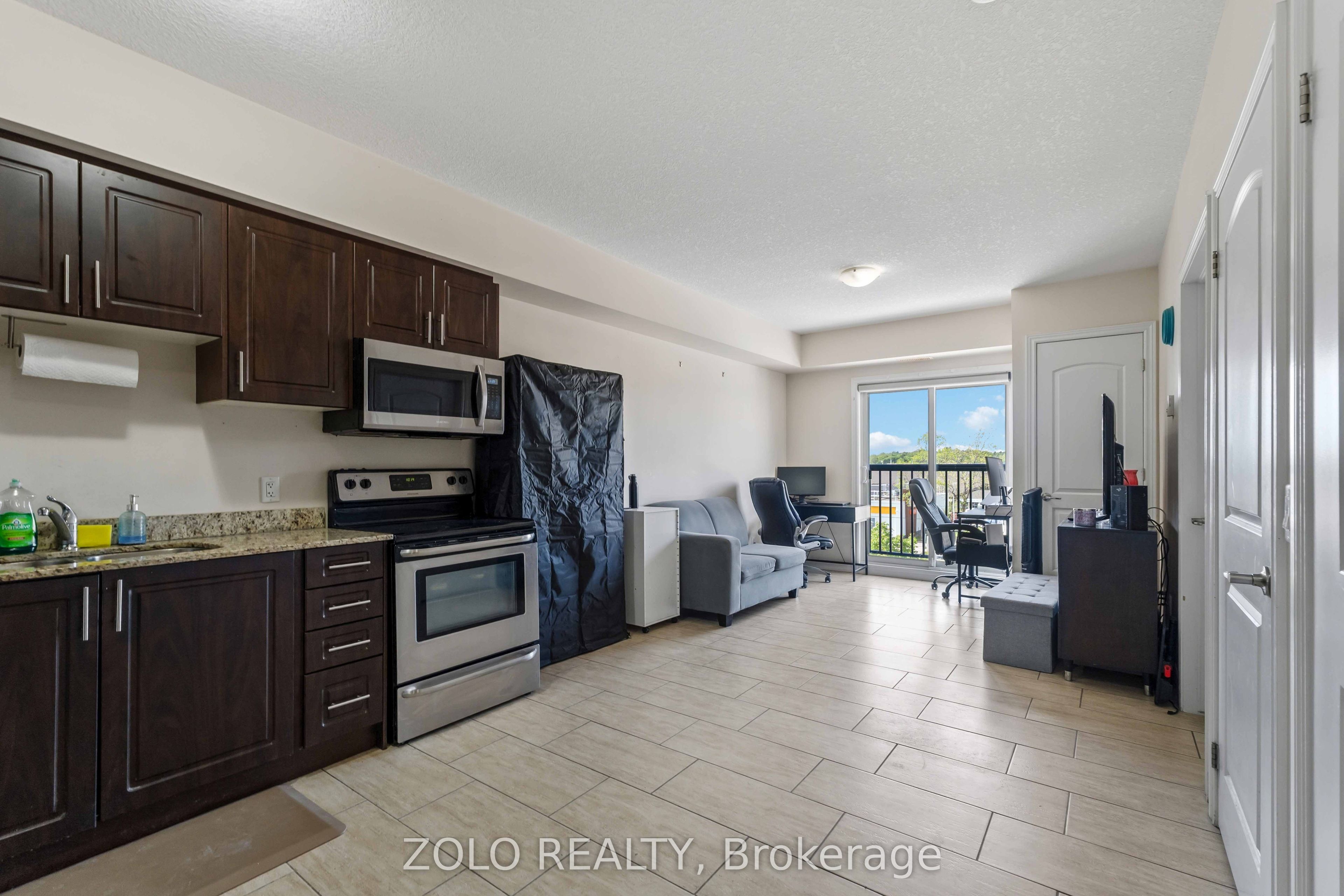 886 Golf Links Road 304, Hamilton, ON L9K 1J8 photo 5