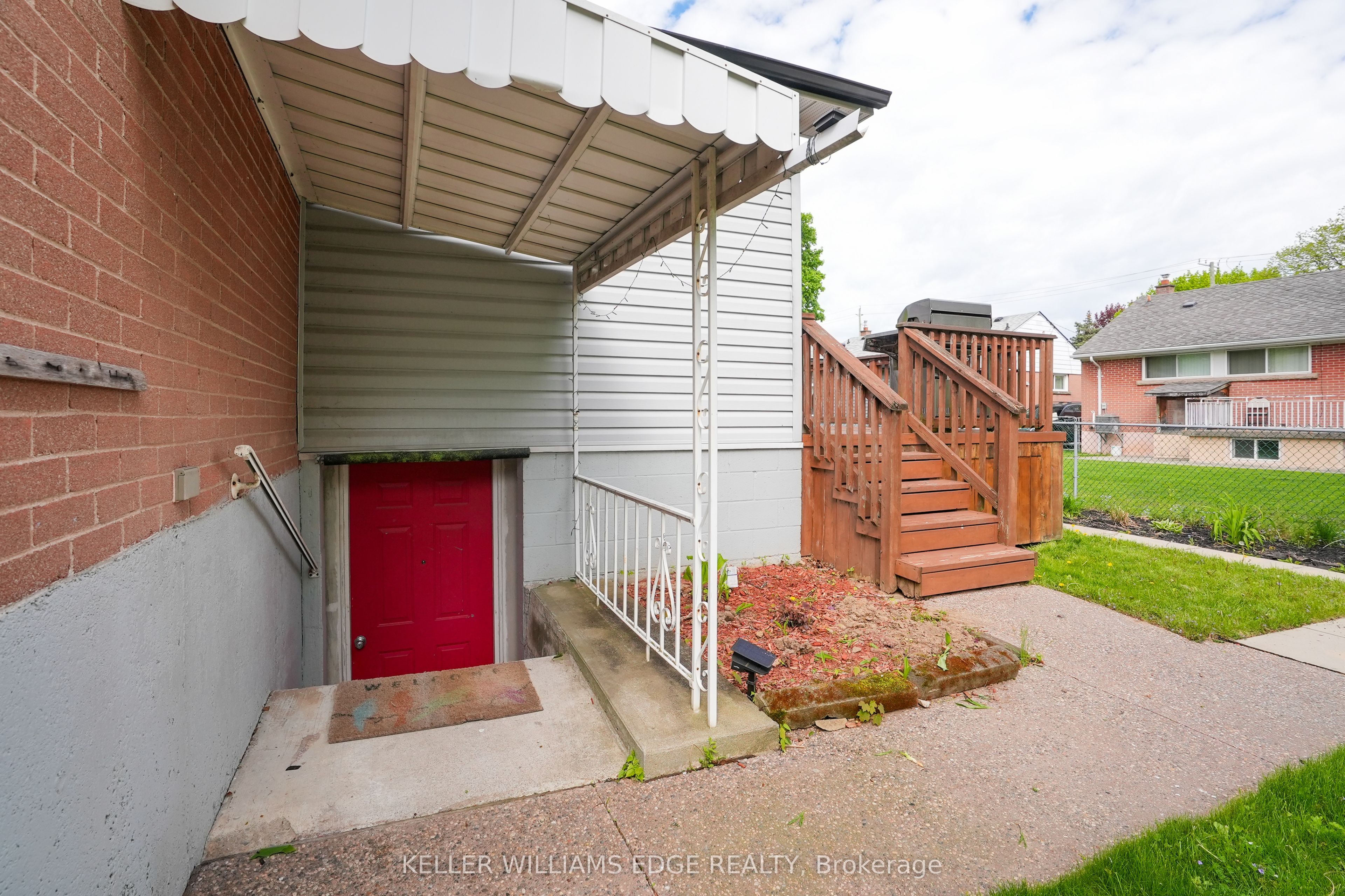 13 Beaucourt Place Lower, Hamilton, ON L8S 2P8 photo 3