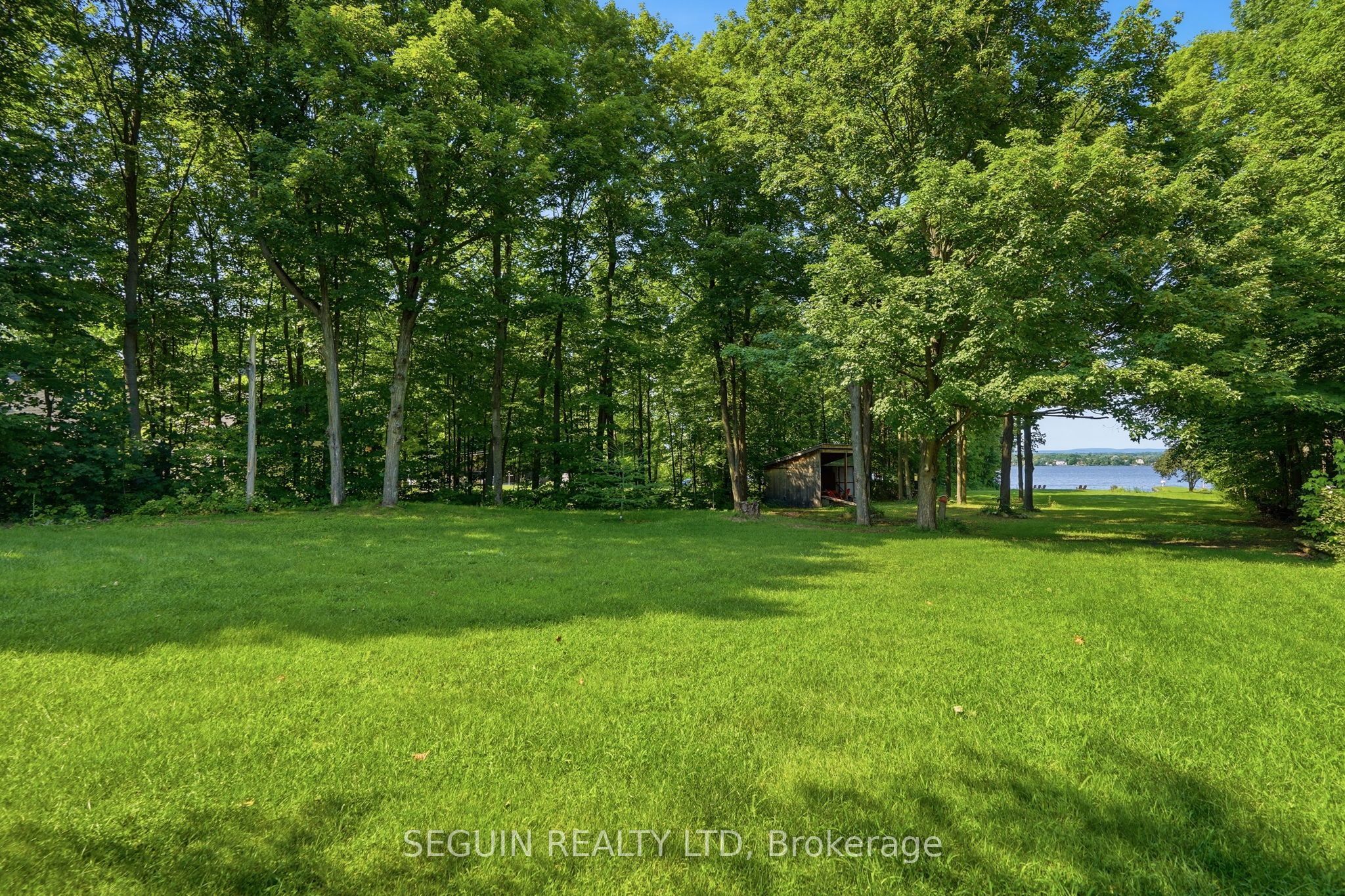 2865 Front Road, East Hawkesbury, ON K6A 2R2 photo 5