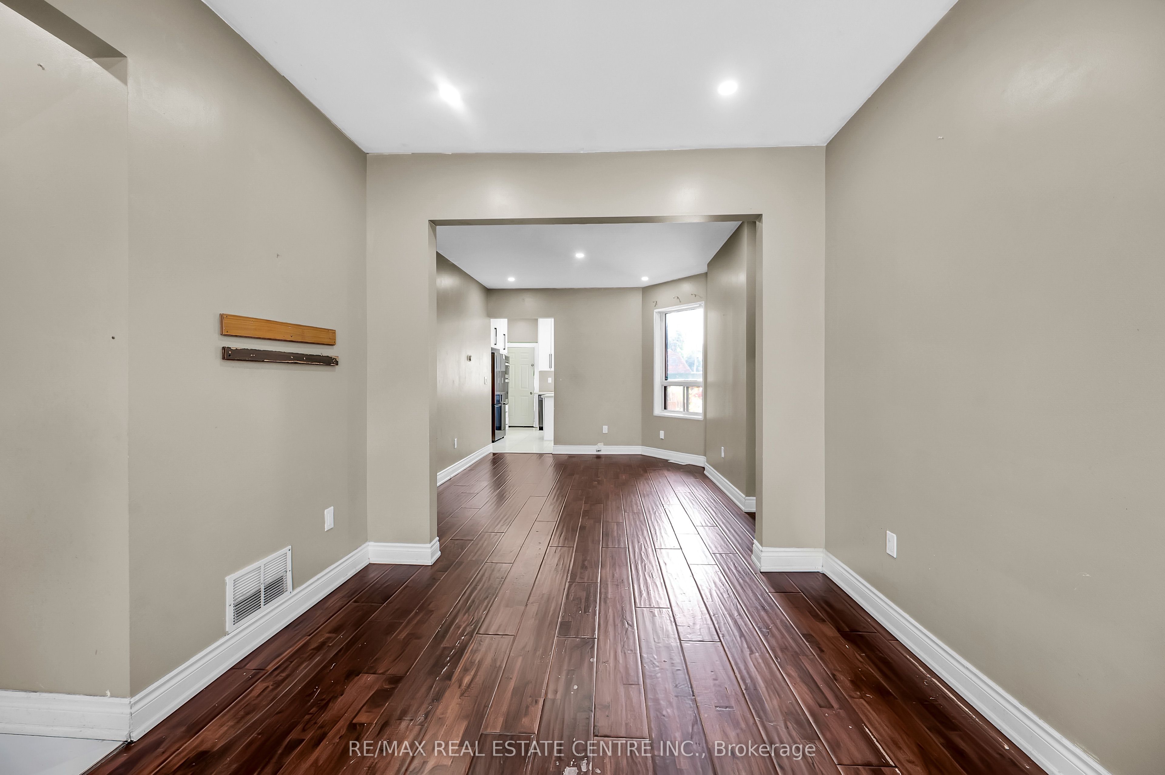 334 CANNON Street E, Hamilton, ON L8L 2B9 photo 5
