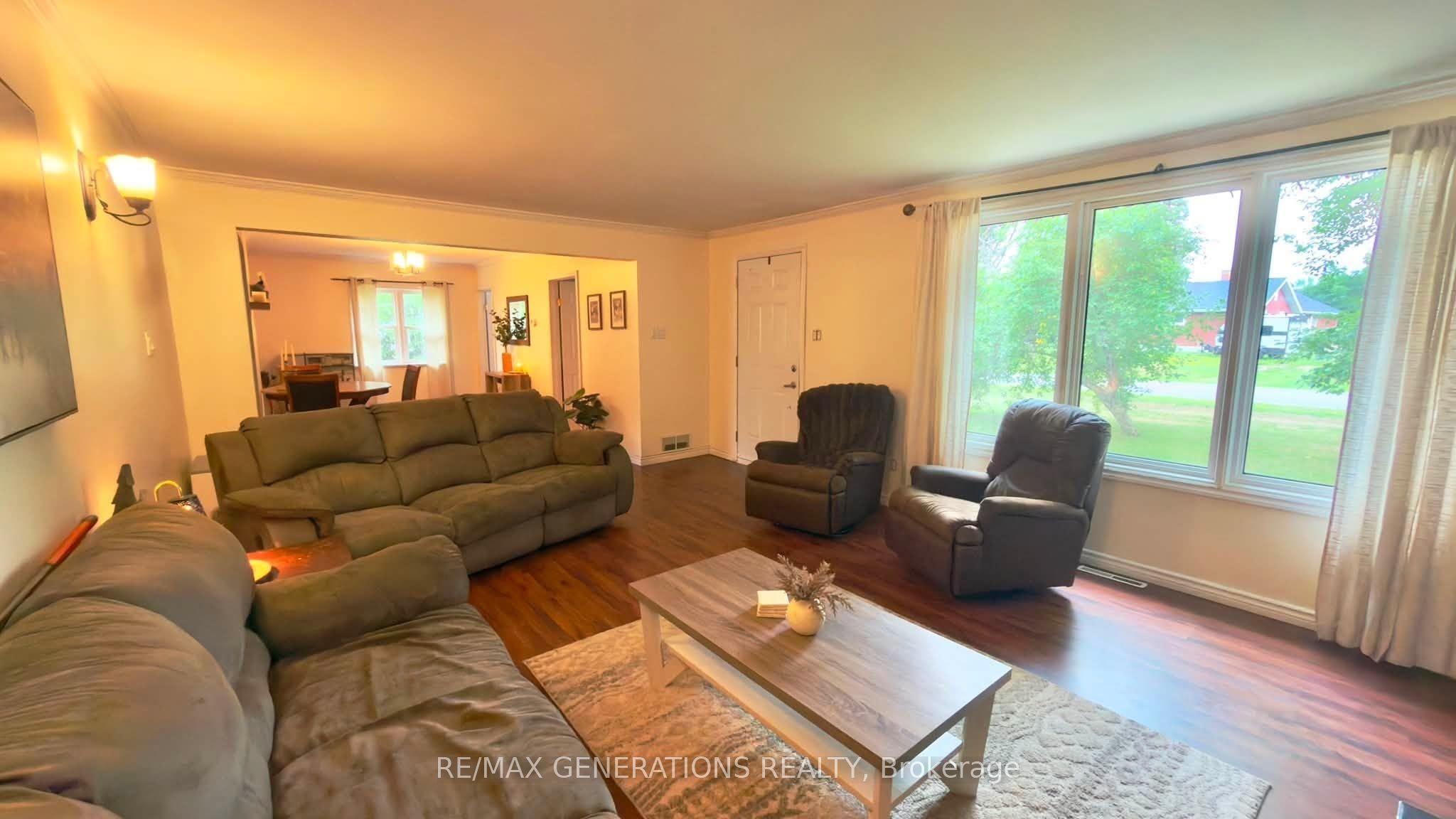 64 MAPLE Street, Oliver Paipoonge, ON P7K 0N6 photo 2