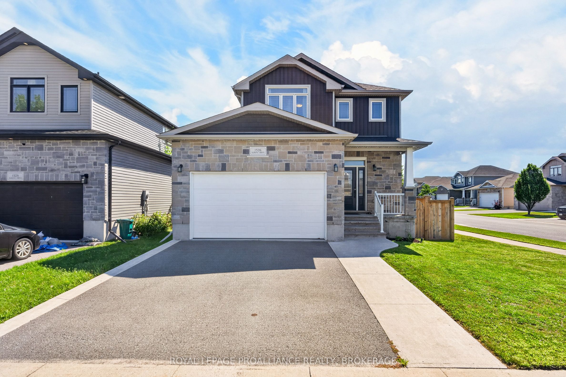 1526 Albany Drive, Kingston, ON K7P 0L6 photo 2