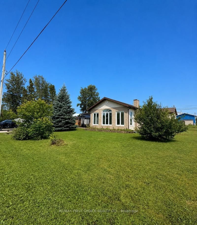 109 Clarke Avenue, Greenstone, ON P0T 1M0