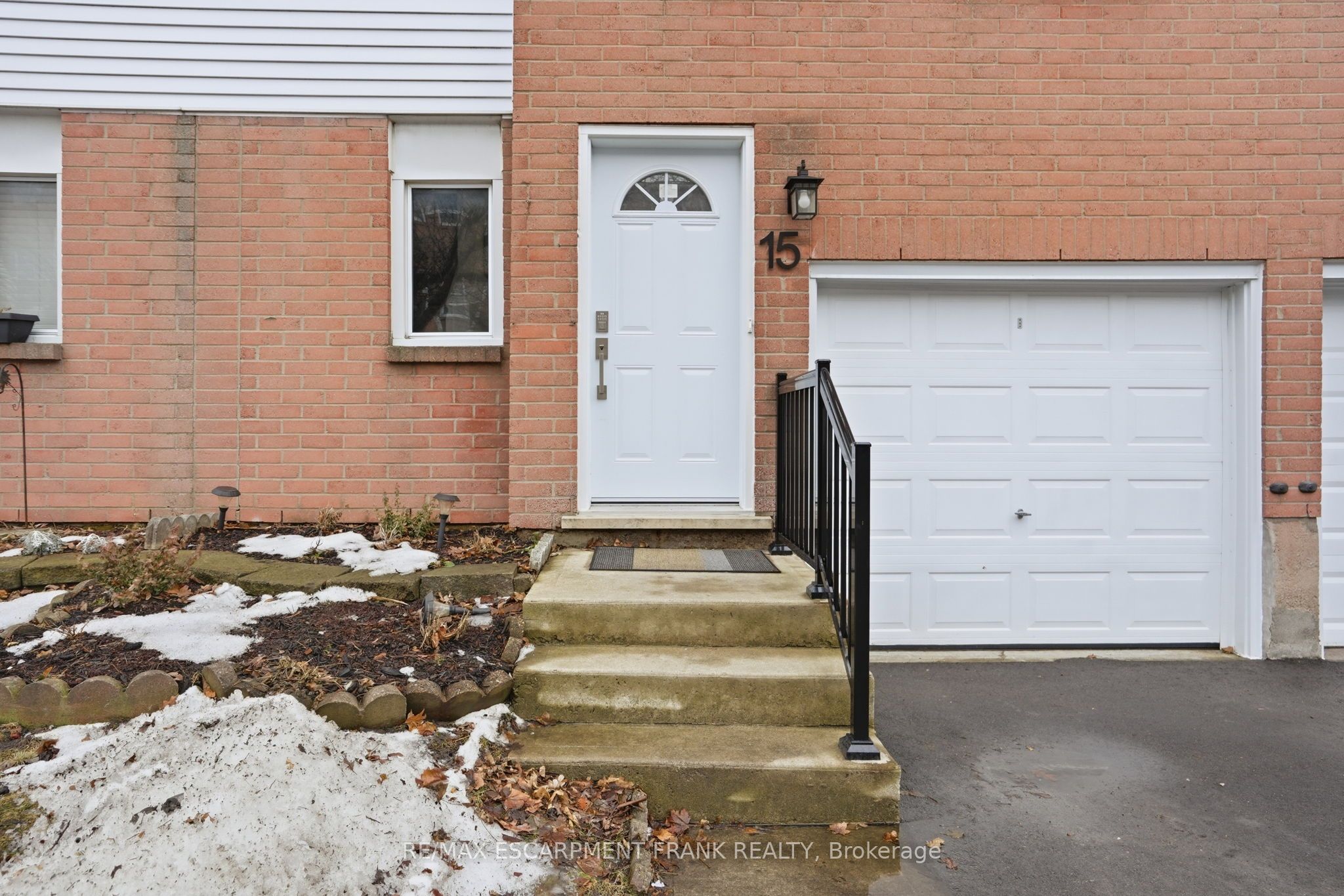 1255 Upper Gage Avenue 15, Hamilton, ON L8W 3C7 photo 3