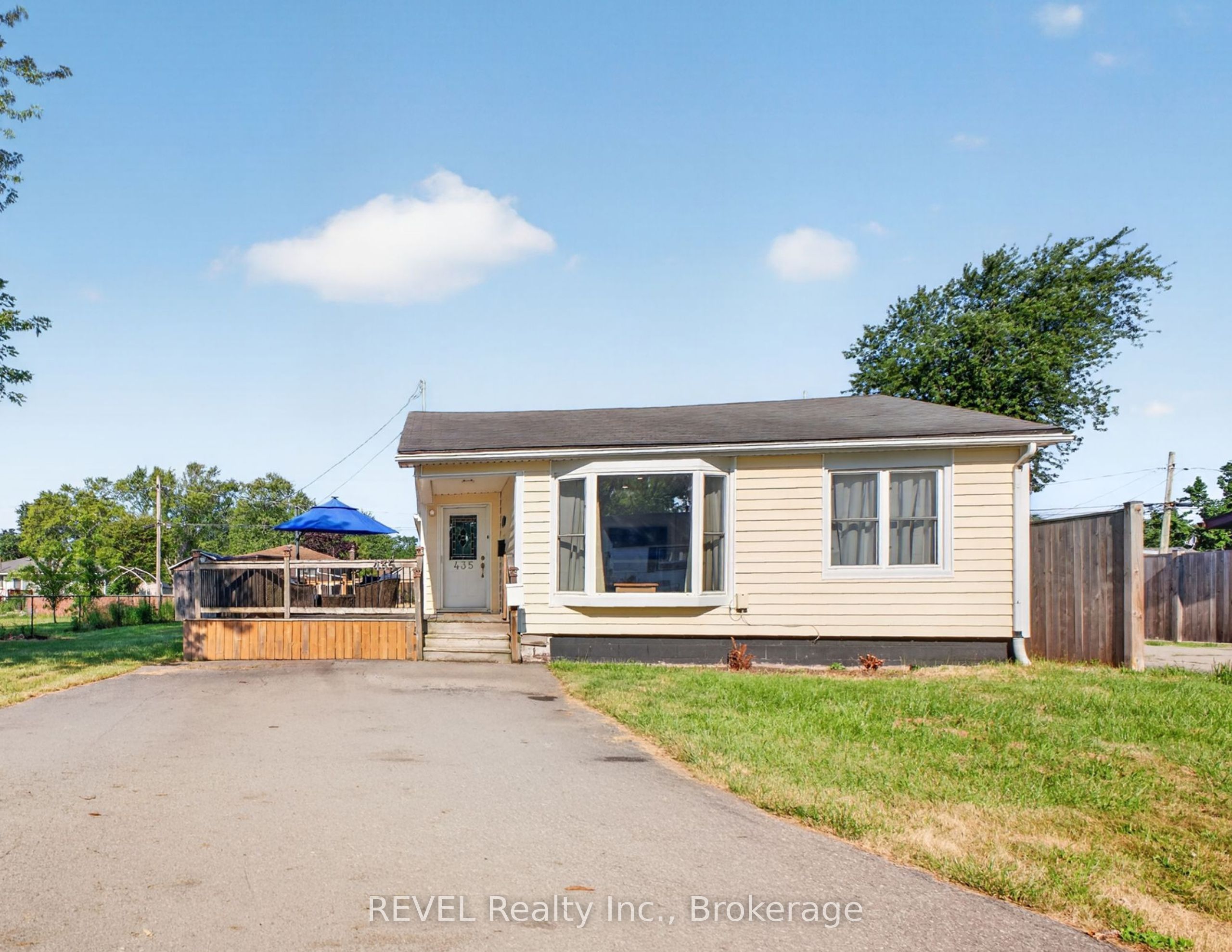 435 Grandview Road, Fort Erie, ON L2A 4T6