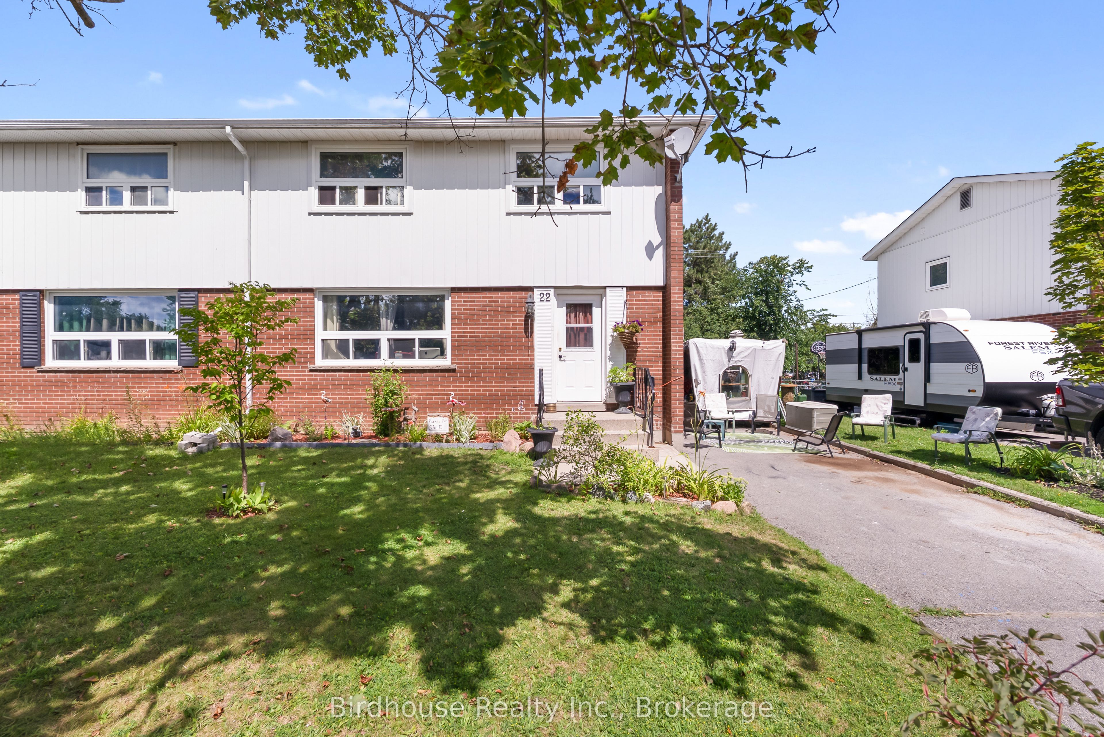 22 Northlin Park Road, Kawartha Lakes, ON K9V 4P3