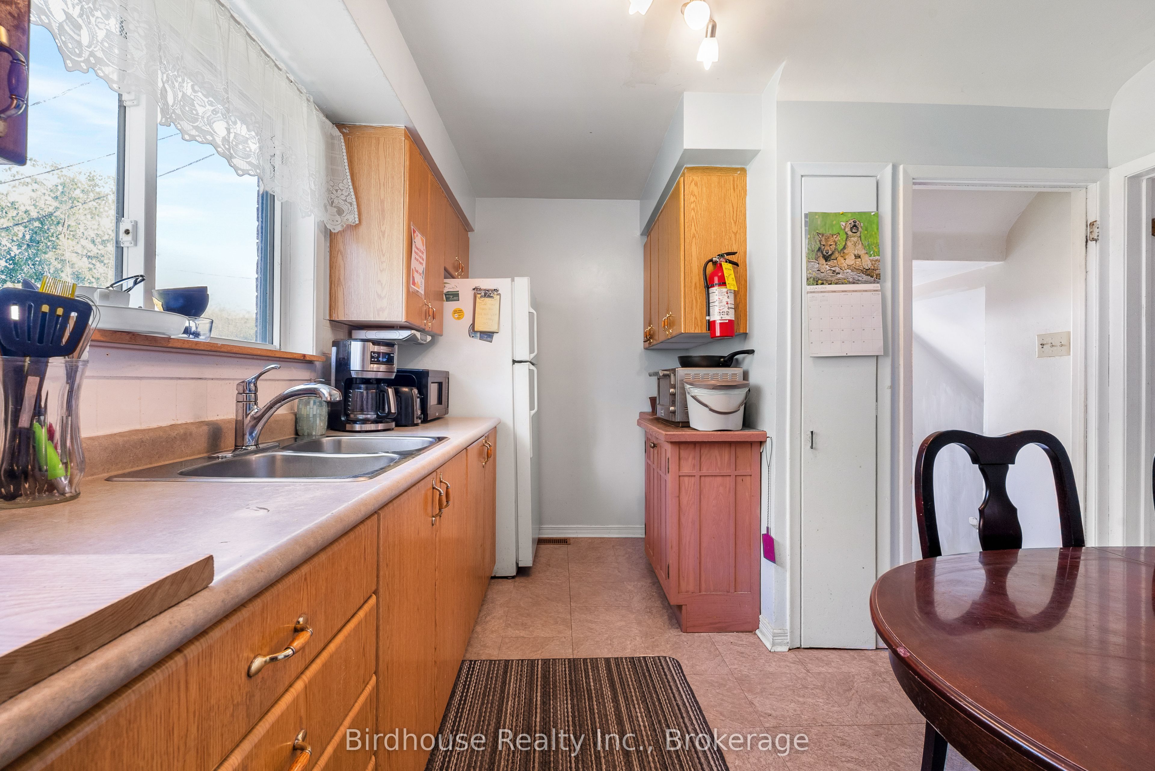 22 Northlin Park Road, Kawartha Lakes, ON K9V 4P3 photo 5