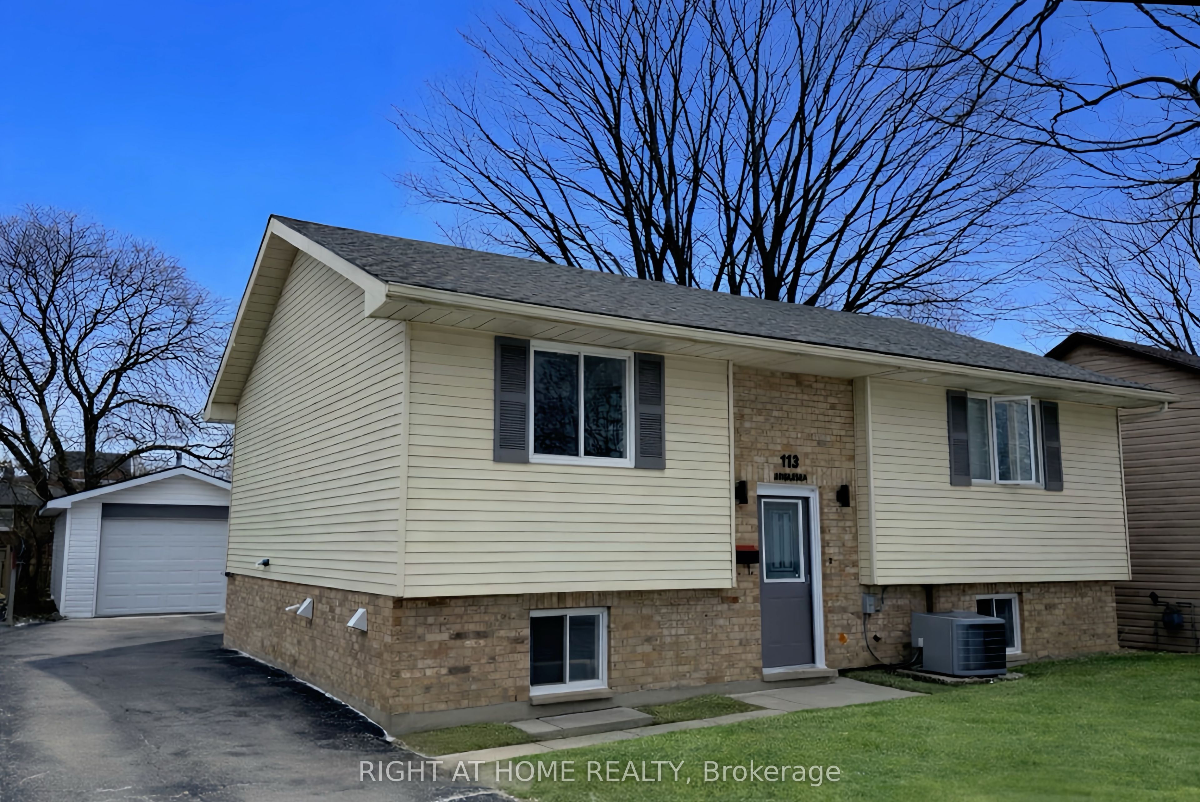 113 Anglesea Street, Goderich, ON N7A 1V2
