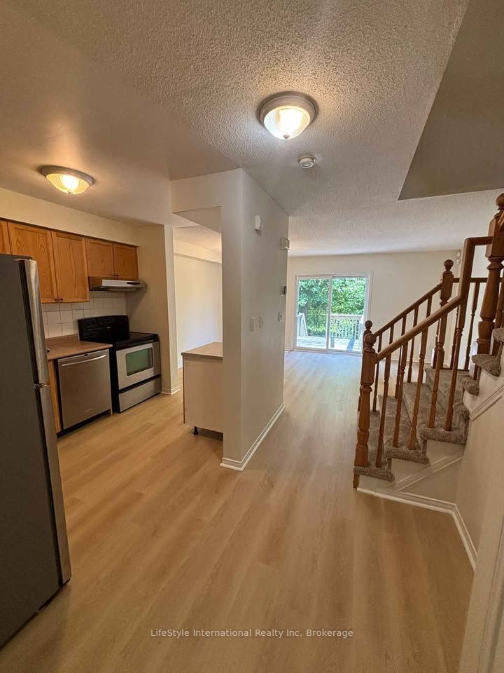26 Roehampton Crescent, Guelph, ON N1L 1M8 photo 2