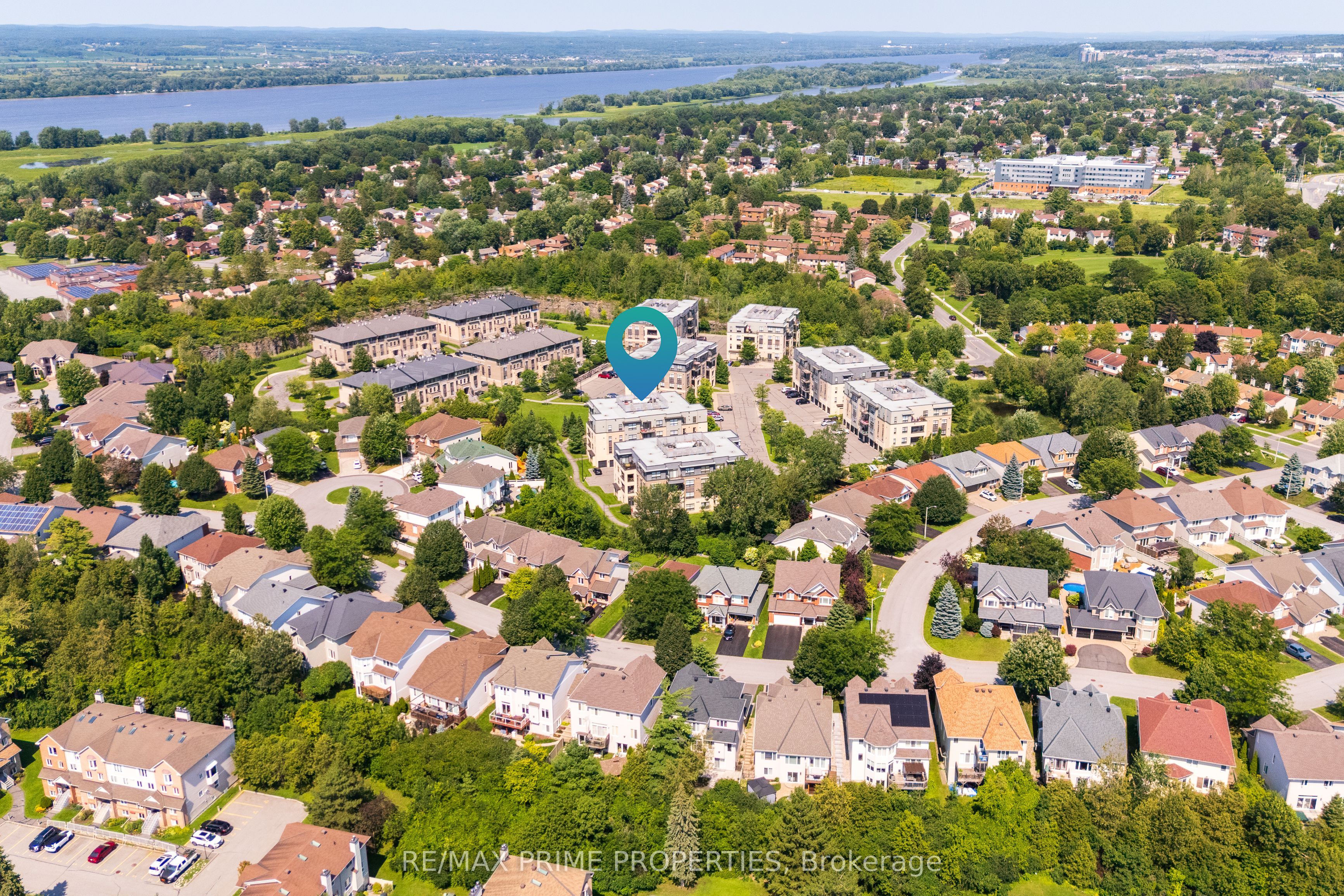 100 Montblanc Private 302, Orleans - Convent Glen and Area, ON K1C 0B2 photo 5