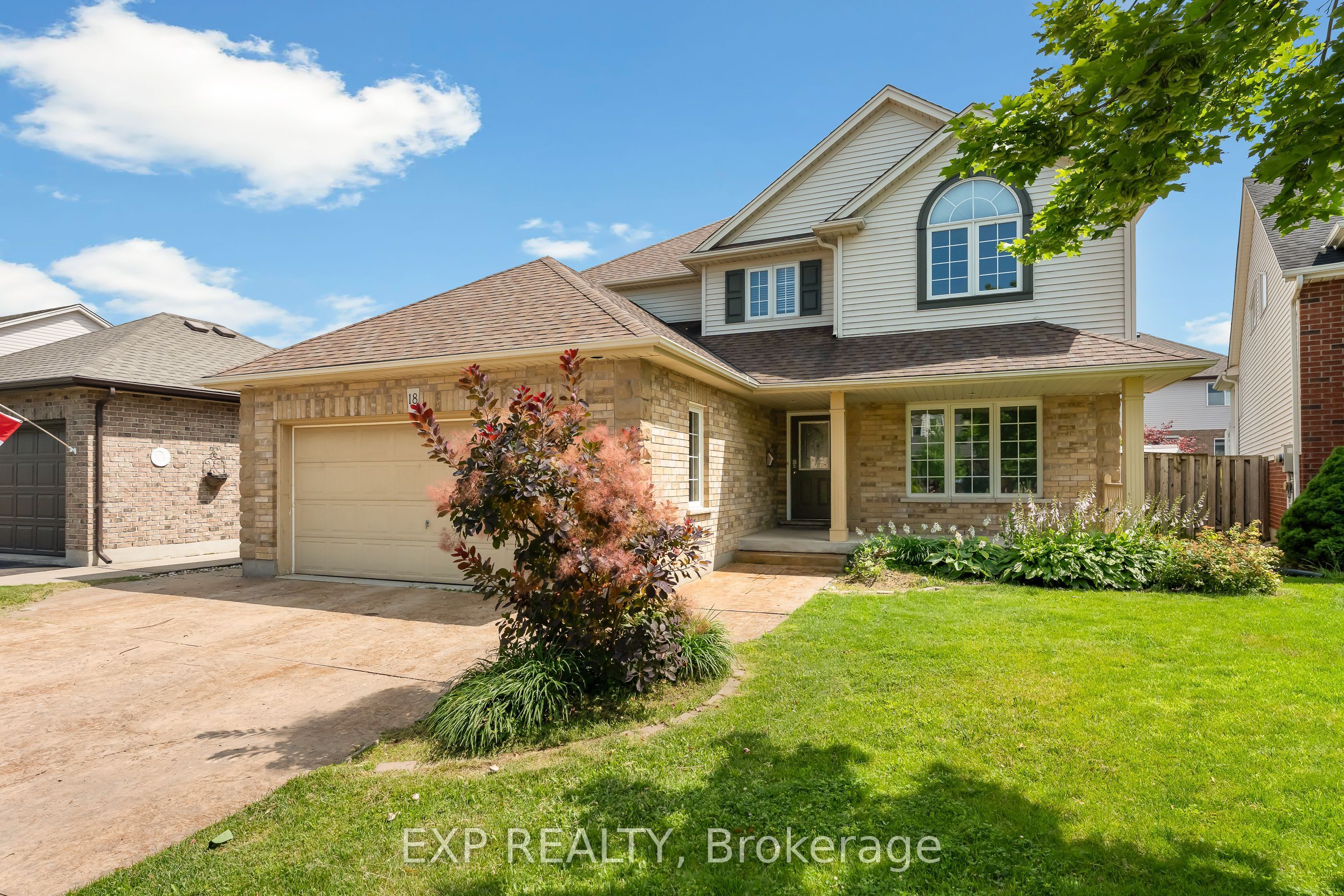 18 Briarwood Drive, St. Catharines, ON L2S 4A7 photo 3