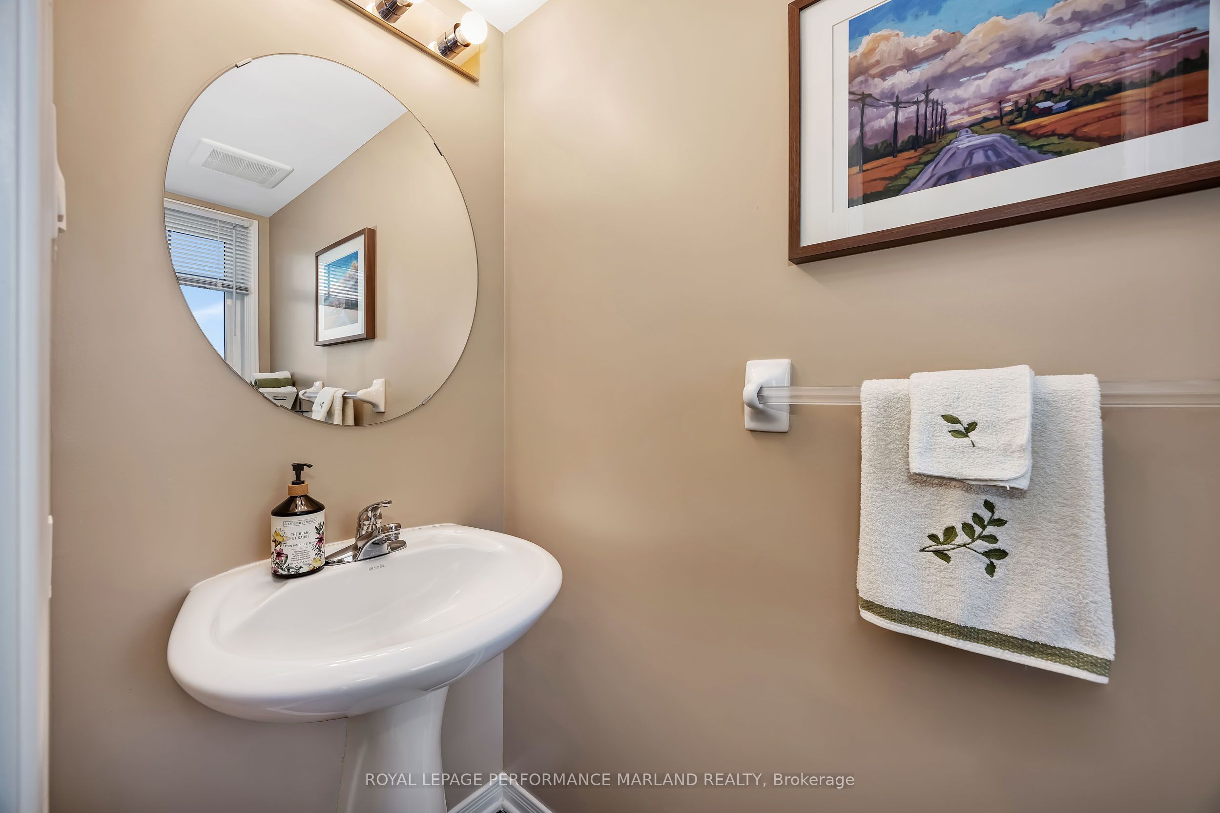 359 Citiplace Drive, Cityview - Parkwoods Hills - Rideau Shore, ON K2E 0A7 photo 5