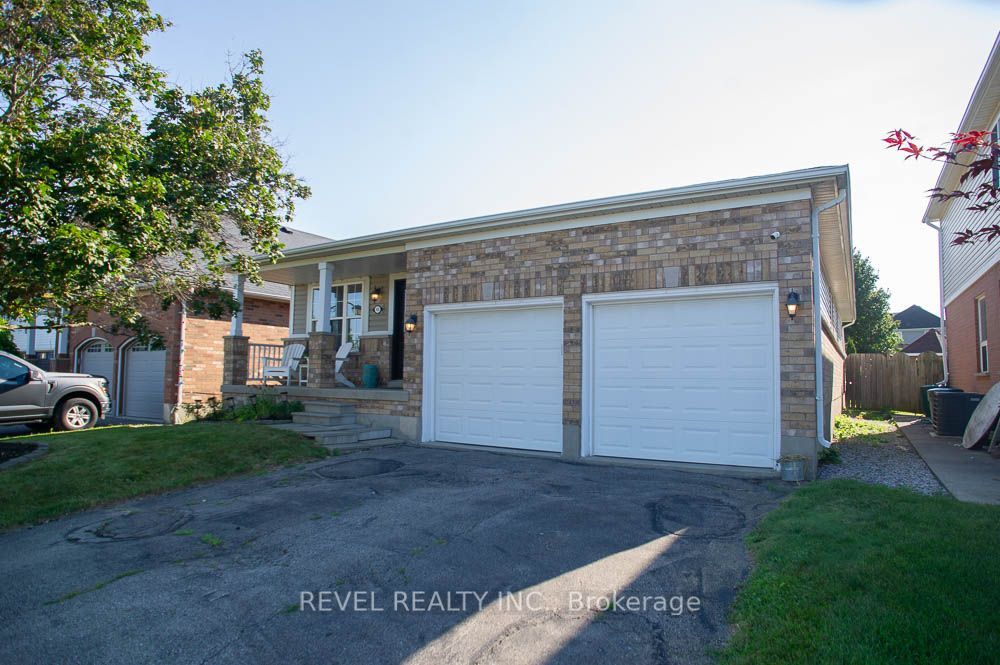 48 Lovell Crescent, Brantford, ON N3T 6P3 photo 3