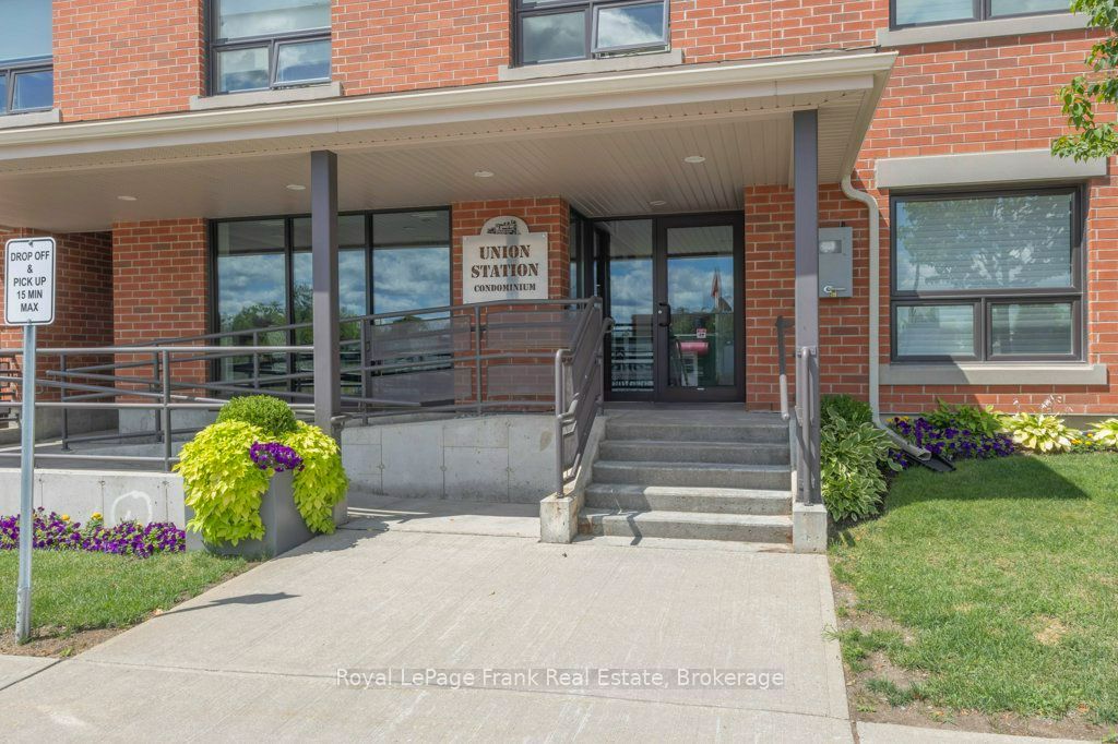 58 Glenelg Street W 103, Kawartha Lakes, ON K9V 0M9 photo 3