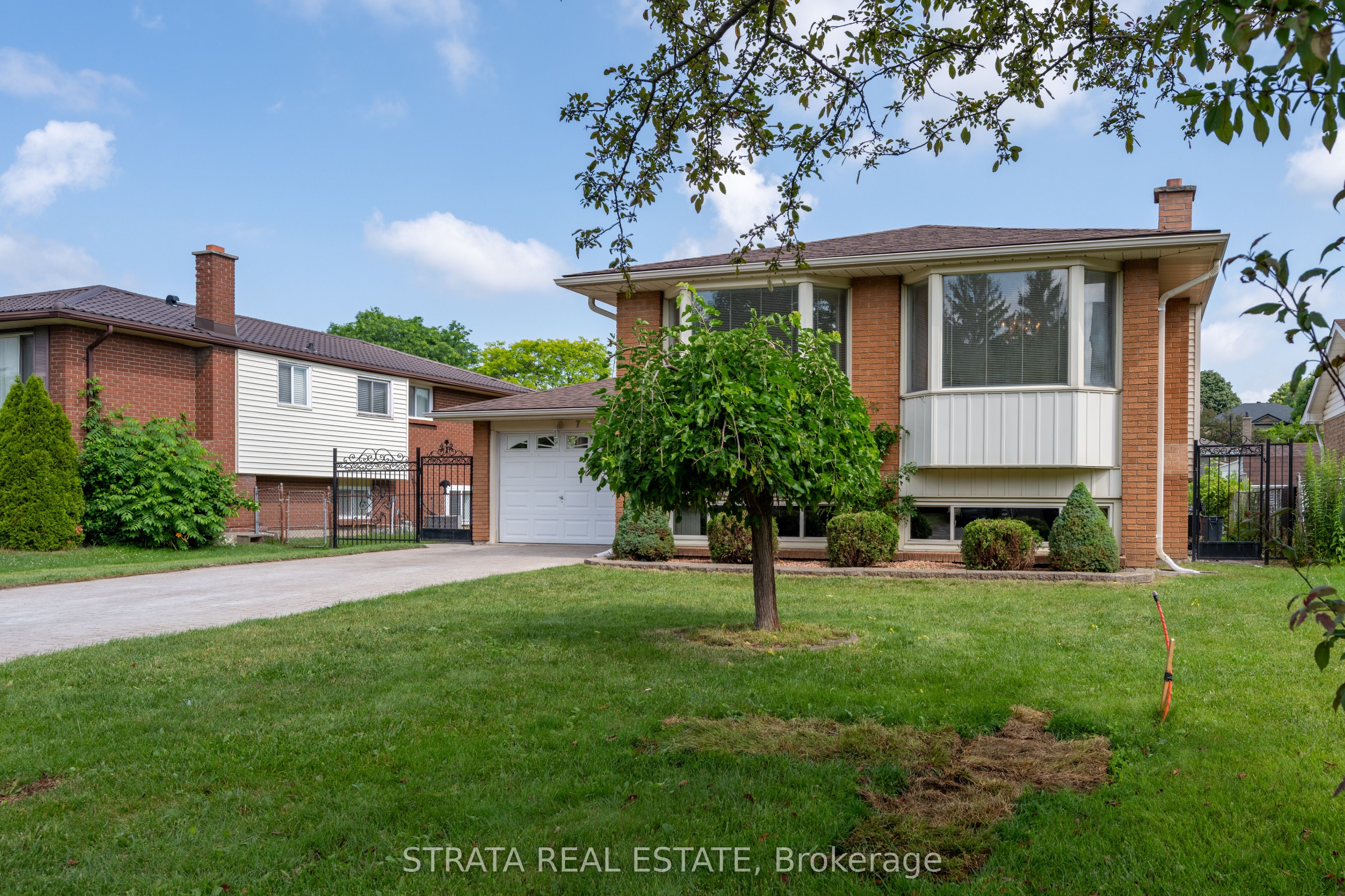 7 Harrow Court, London South, ON N6C 5A6 photo 2