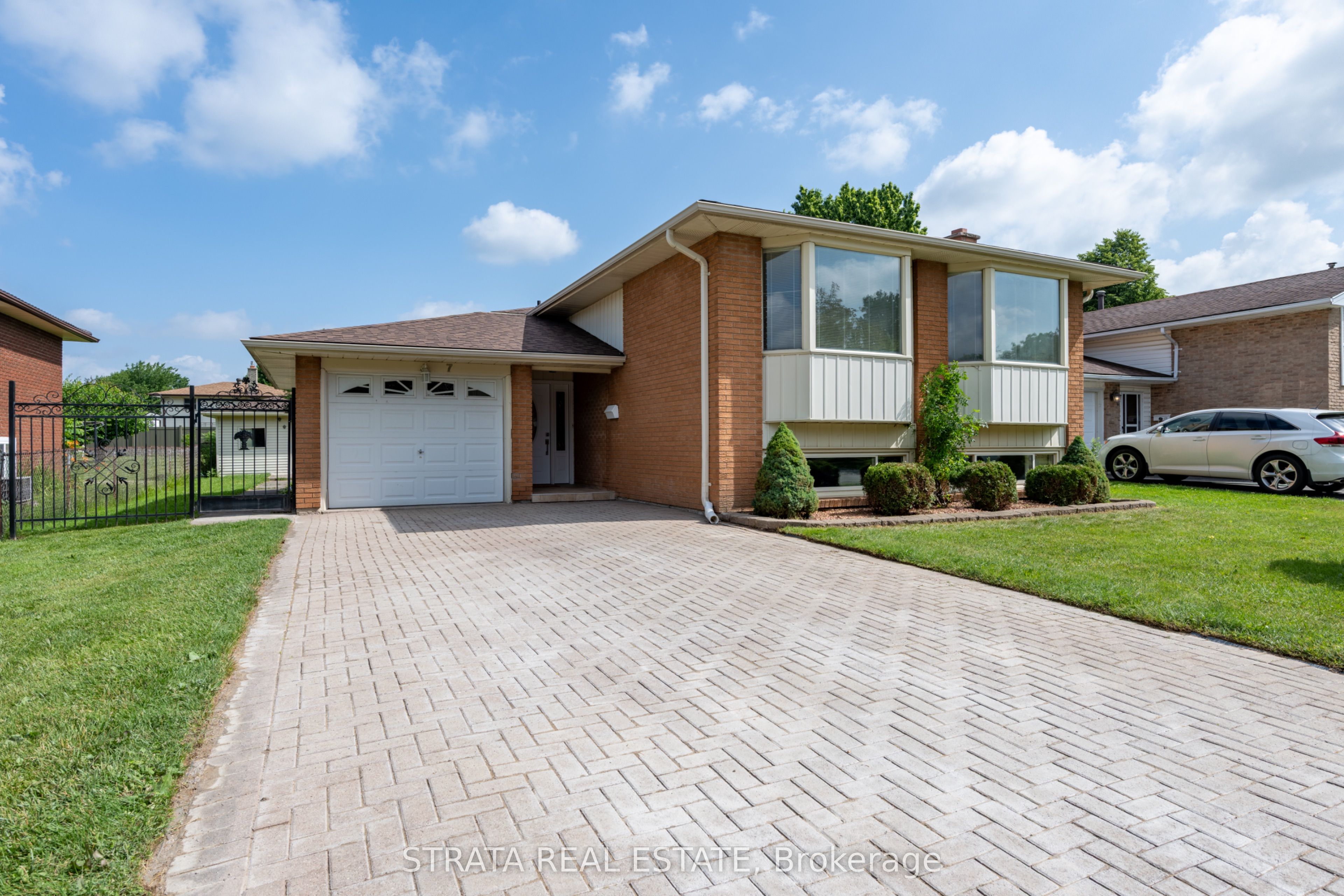 7 Harrow Court, London South, ON N6C 5A6 photo 3