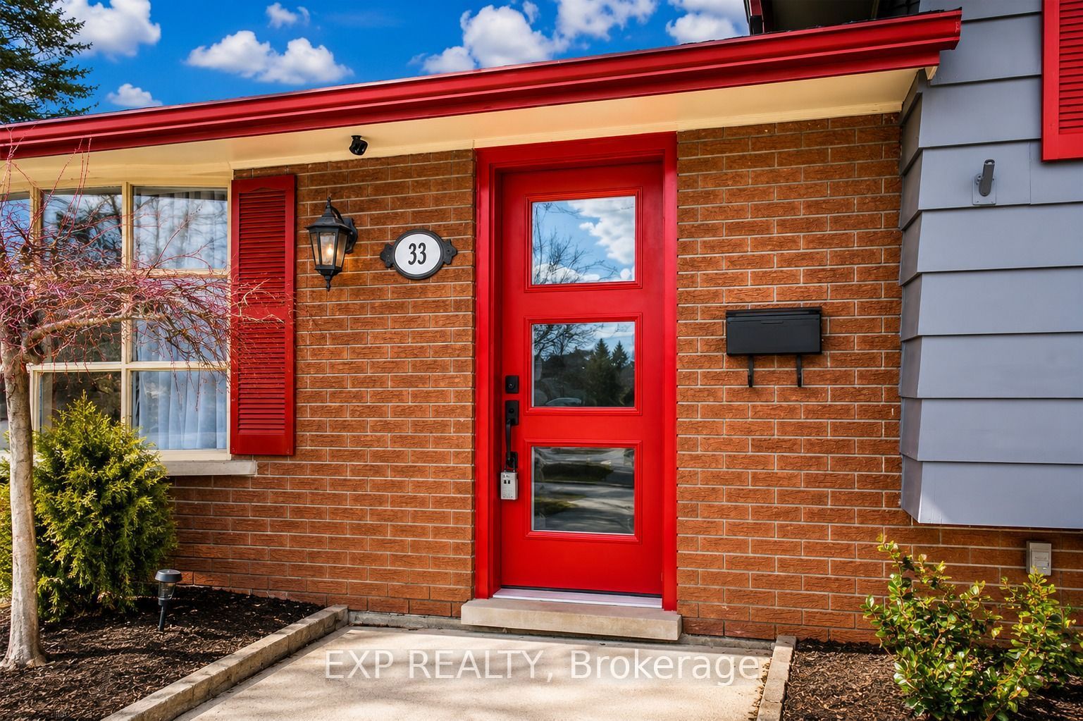 33 FAIRLAWN Road, Kitchener, ON N2C 1X8 photo 4