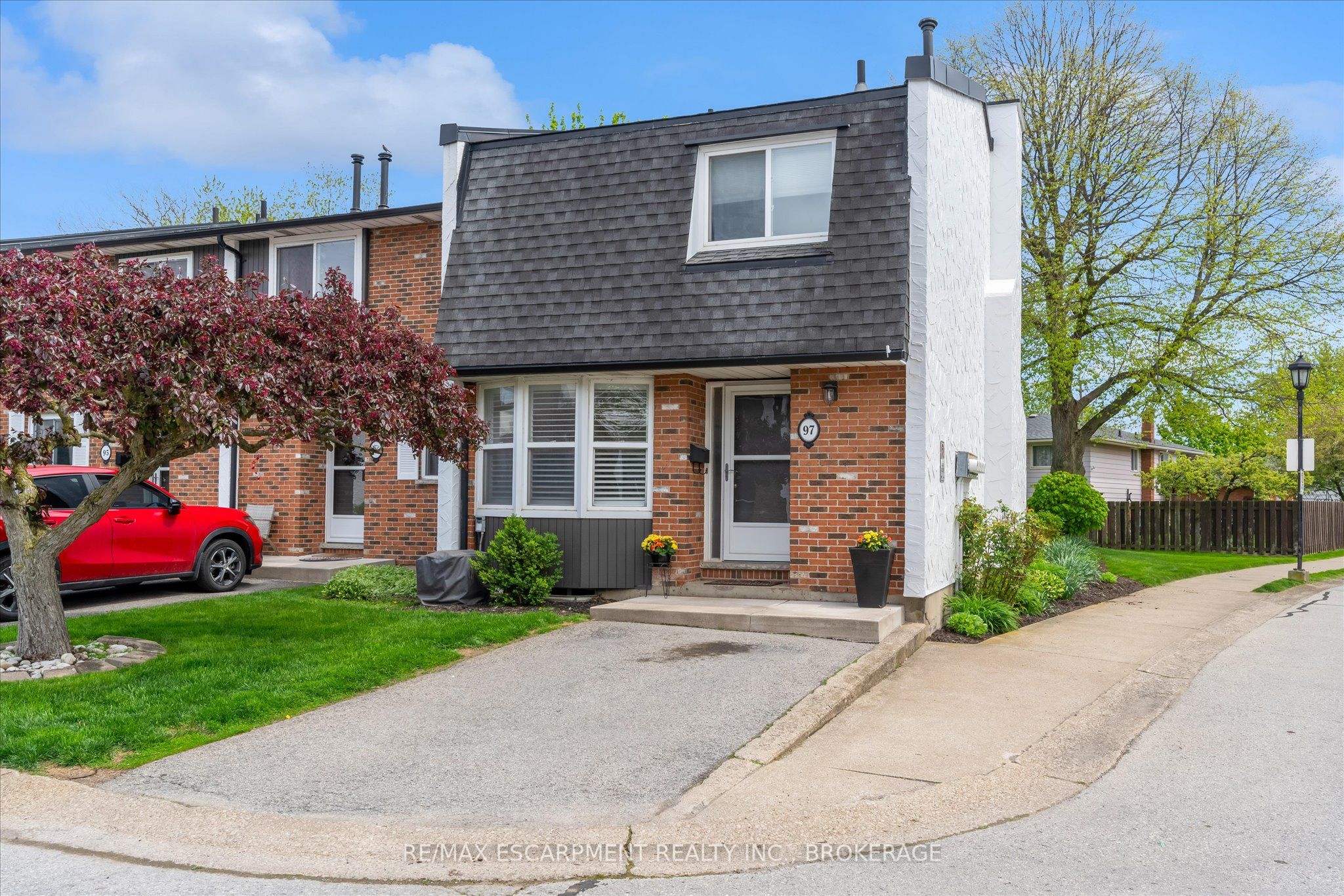 77 LINWELL Road 97, St. Catharines, ON L2N 6R1 photo 2