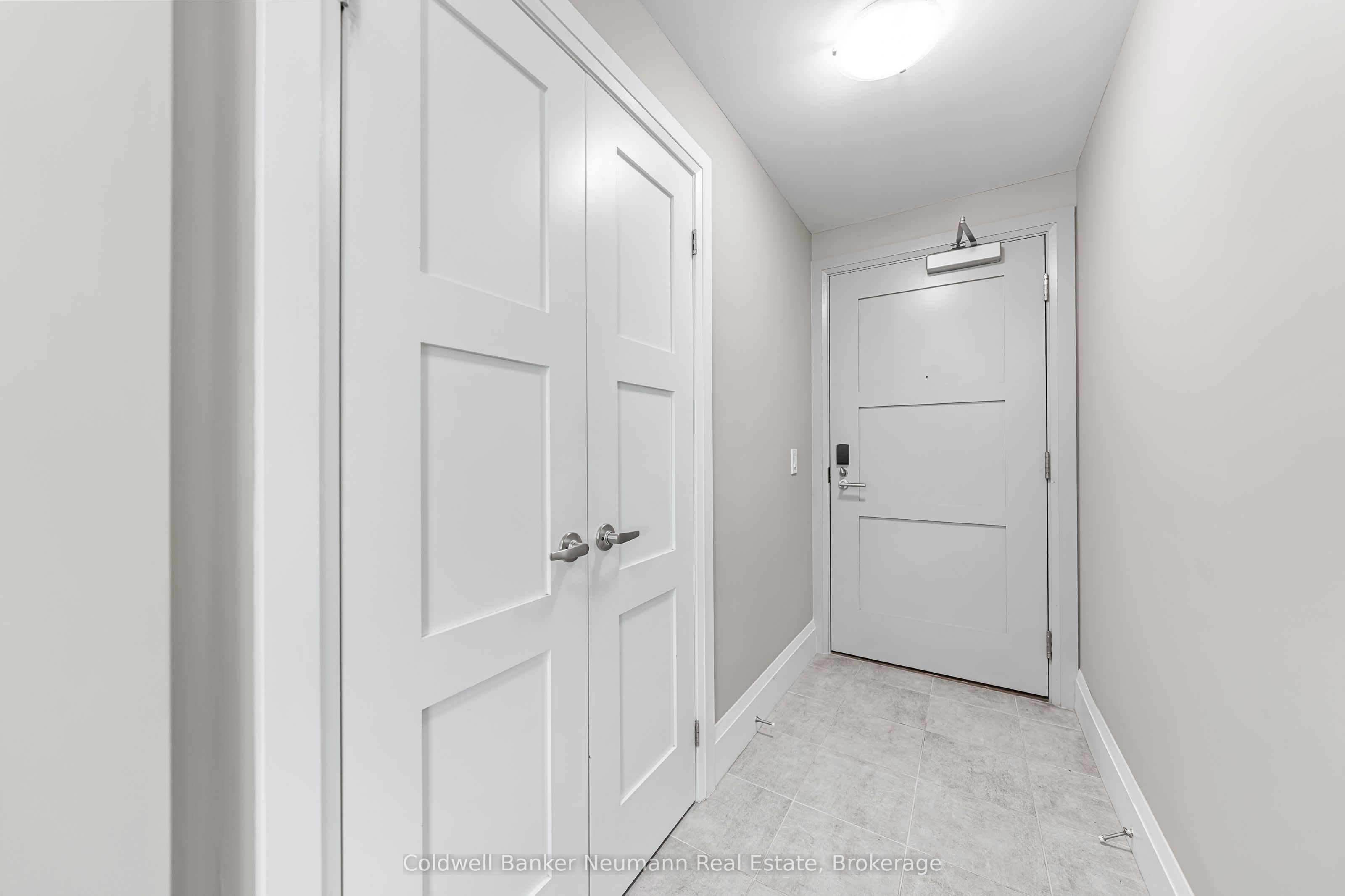 73 Arthur Street 802, Guelph, ON N1E 0S6 photo 4