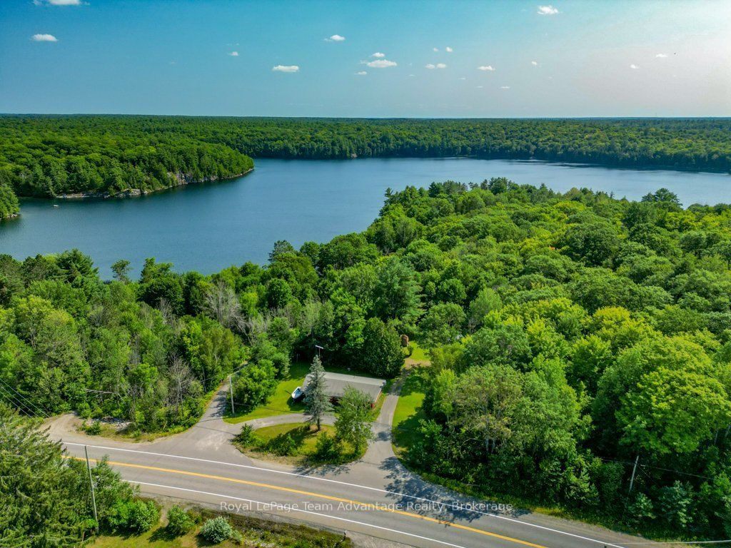 584 A & B Hwy 141, Seguin, ON P0C 1J0 photo 4