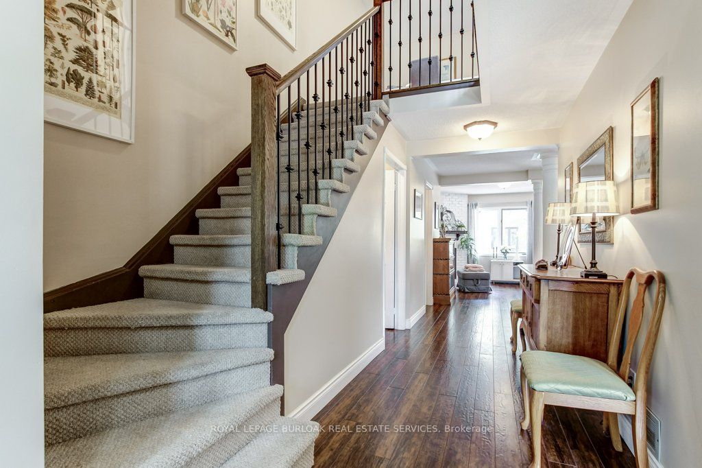 4 Edgewater Drive, Hamilton, ON L8E 4Z3 photo 4