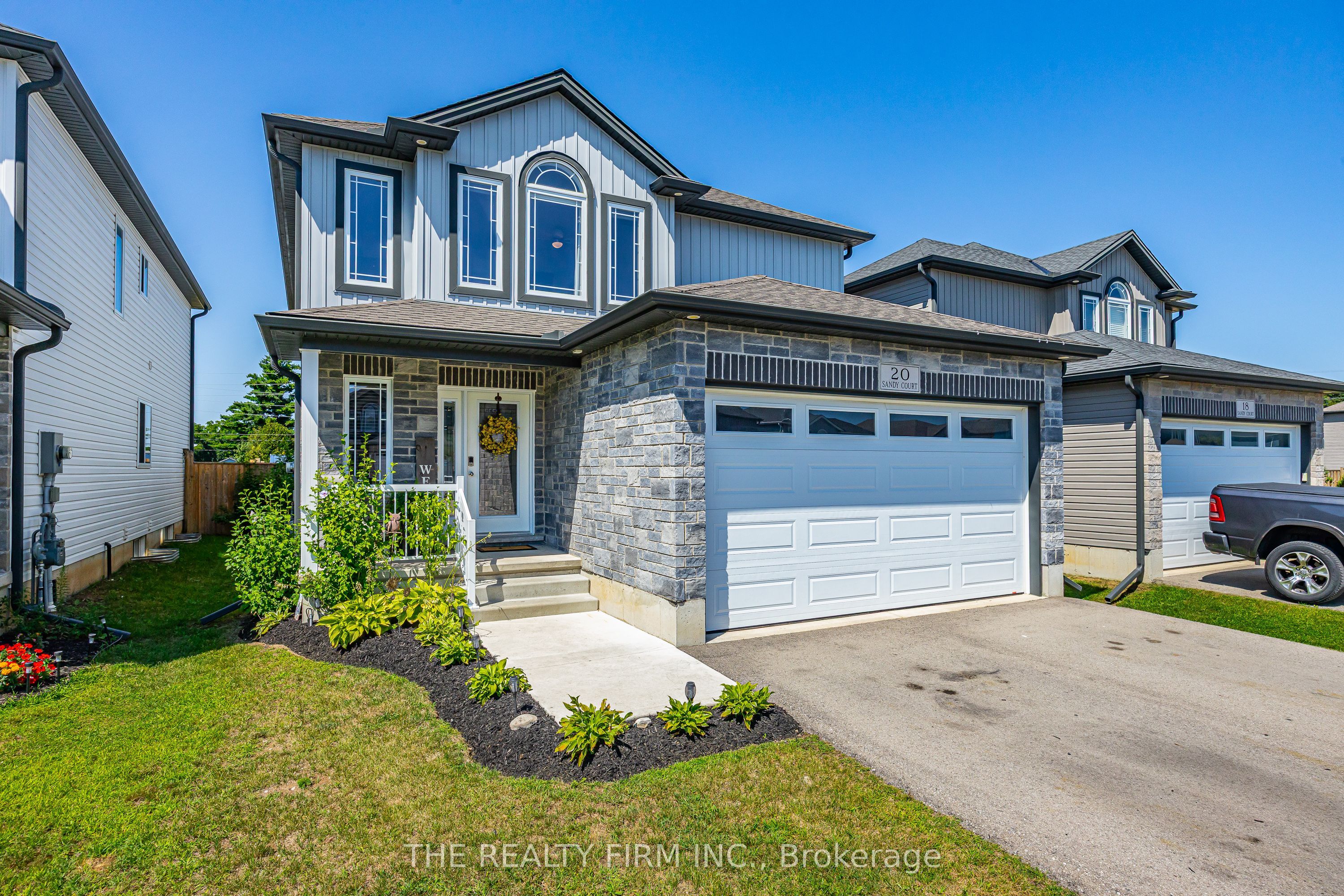 20 Sandy Court, Tillsonburg, ON N4G 0H6 photo 3