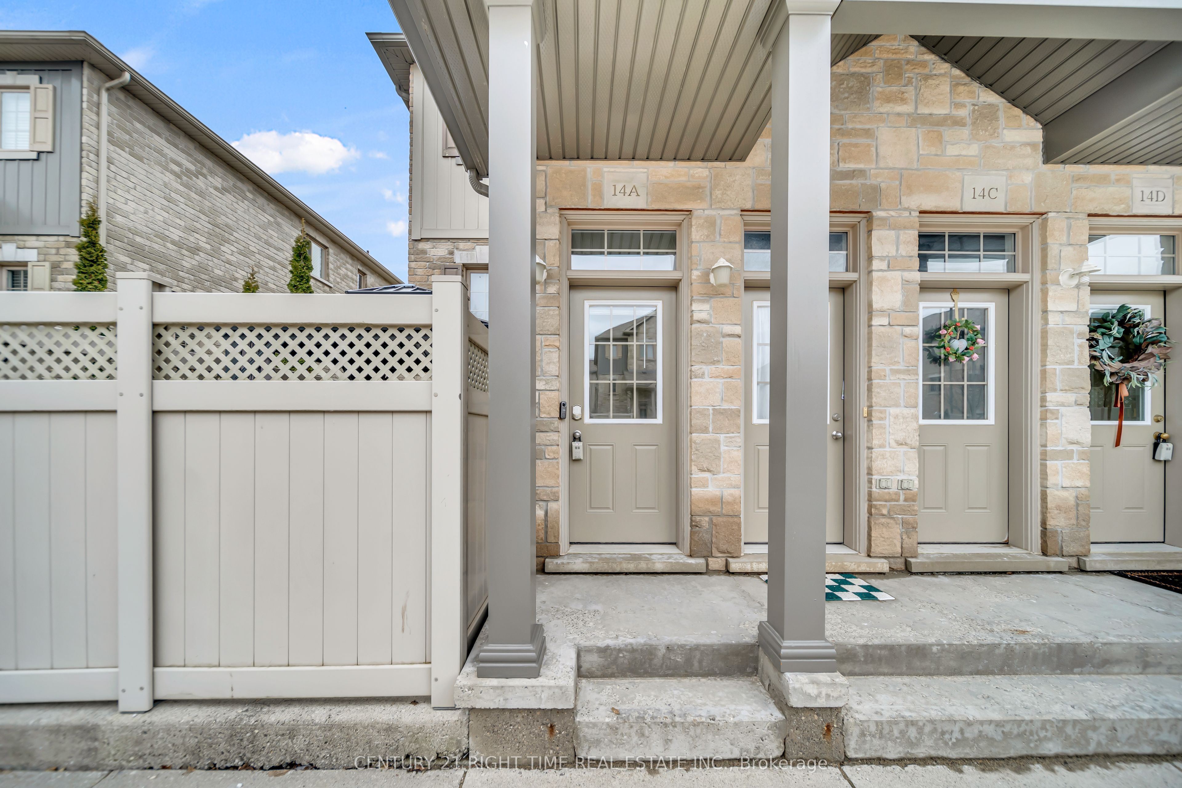 931 Glasgow Street E 14A, Kitchener, ON N2N 0B6 photo 2