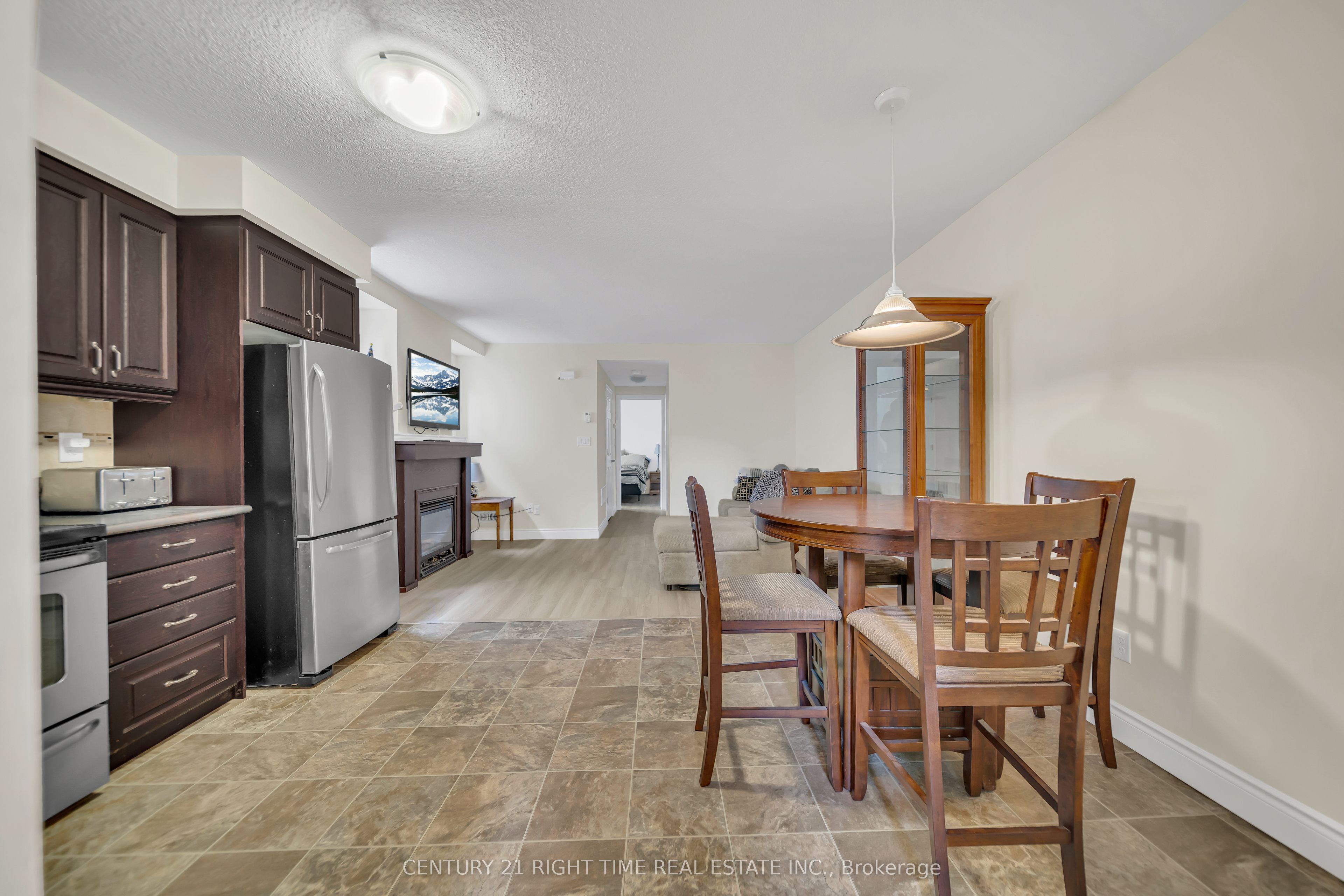 931 Glasgow Street E 14A, Kitchener, ON N2N 0B6 photo 4