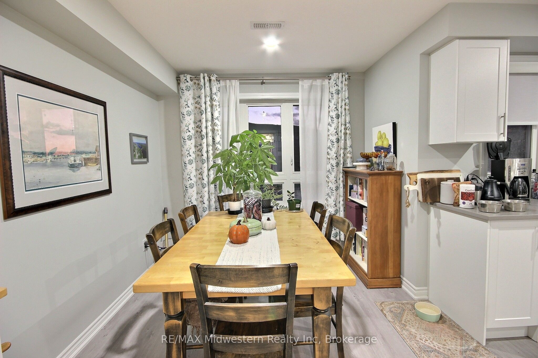 287 Chapel Hill Drive 35, Kitchener, ON N2R 0S4 photo 3