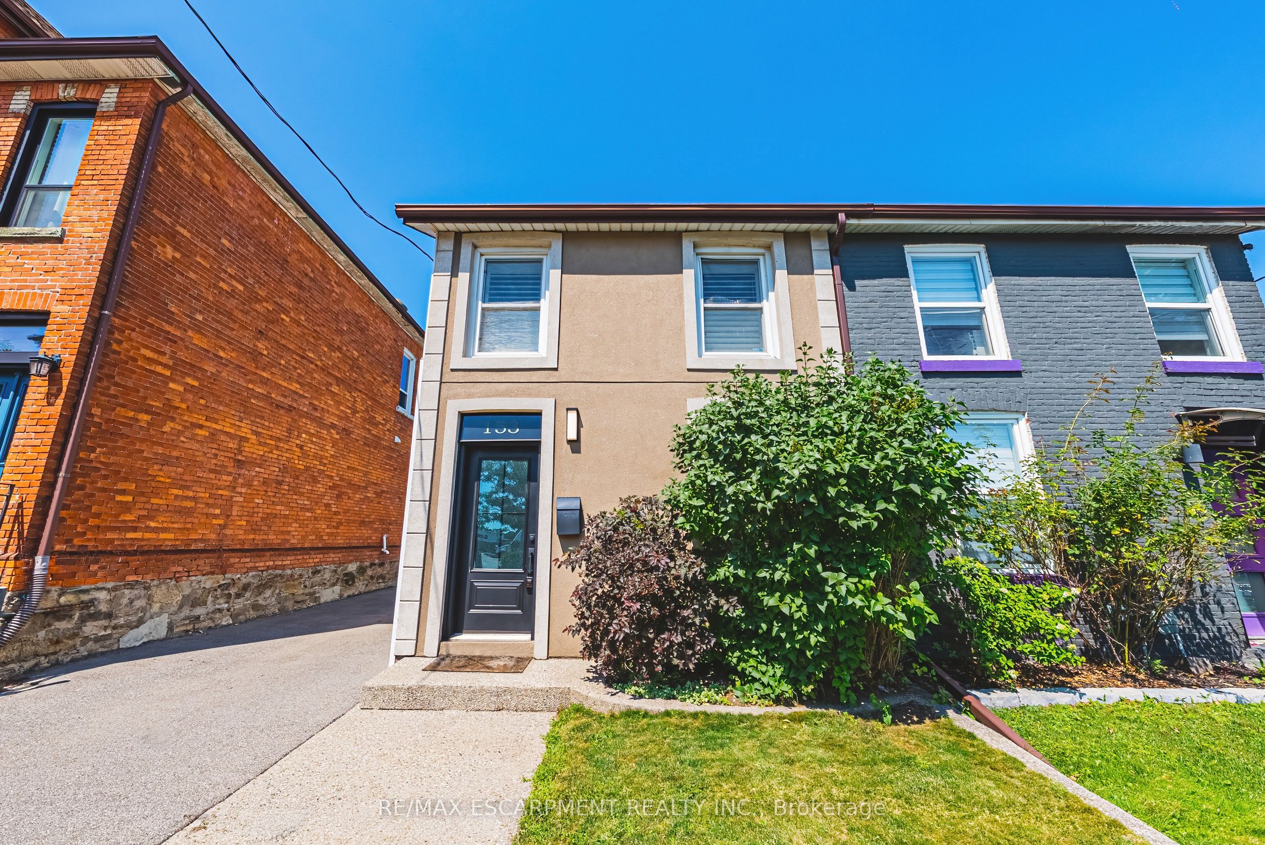 153 Elgin Street, Hamilton, ON L8L 4Y1 photo 2