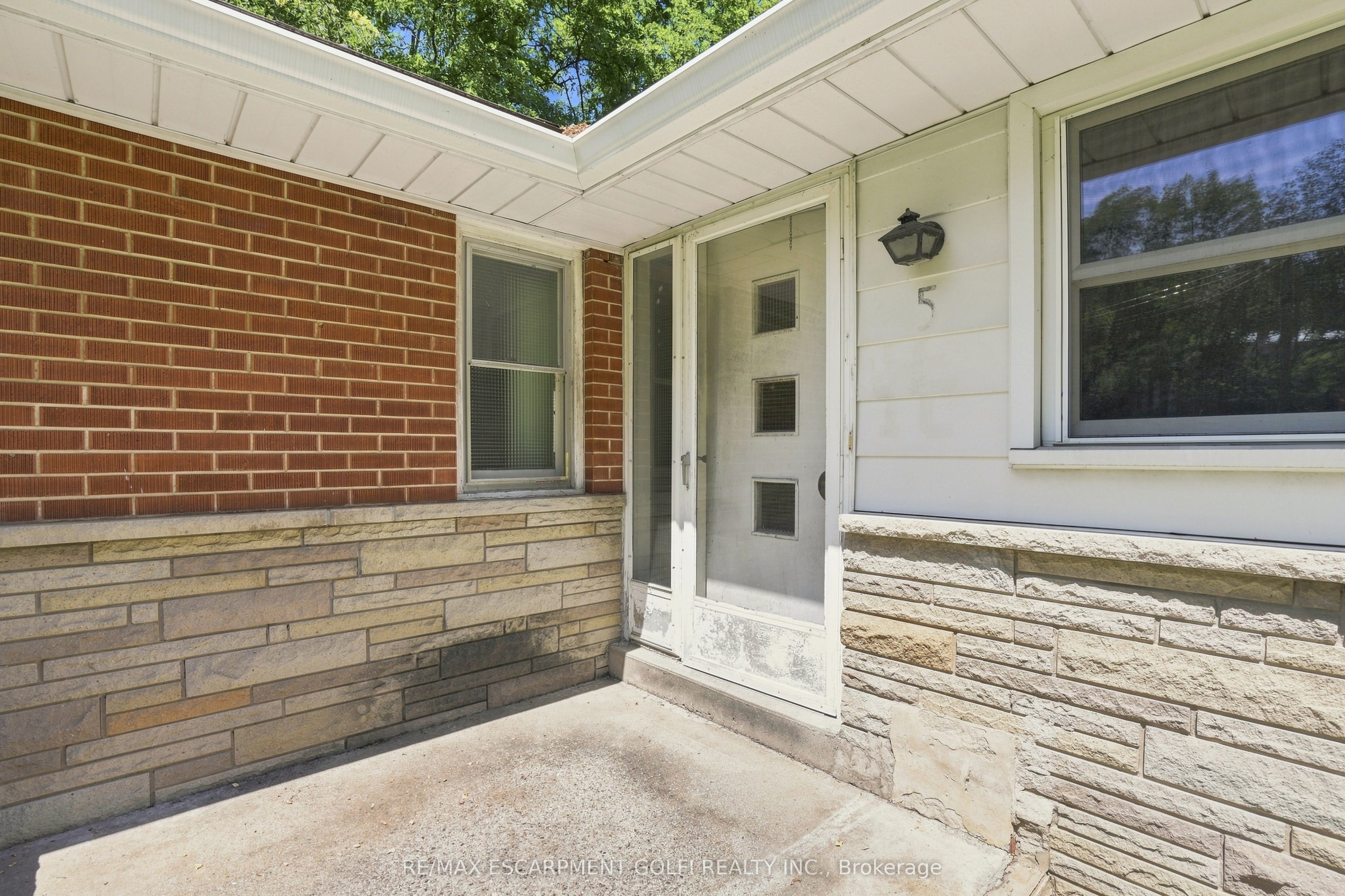 5 Hatfield Place, Hamilton, ON L9H 4J7 photo 3
