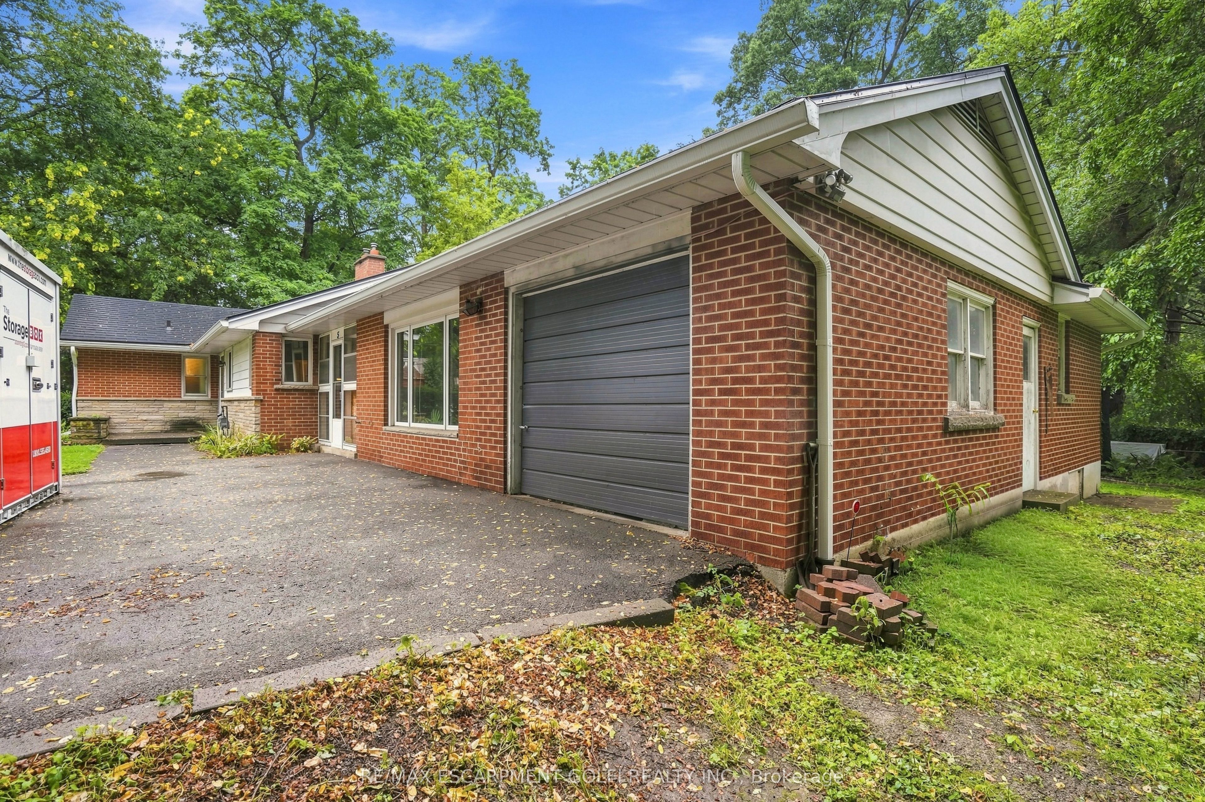 5 Hatfield Place, Hamilton, ON L9H 4J7 photo 4