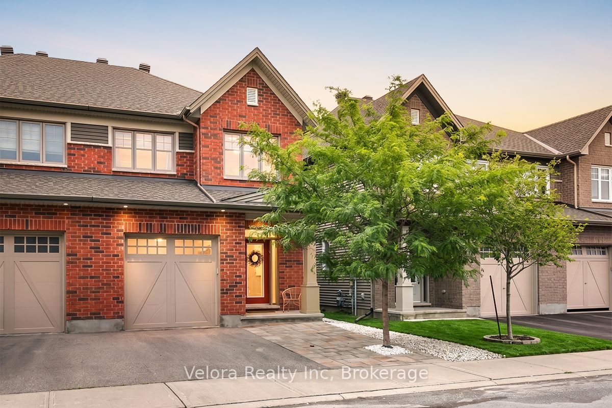 424 Warmstone Drive, Stittsville - Munster - Richmond, ON K2S 0W2 photo 2