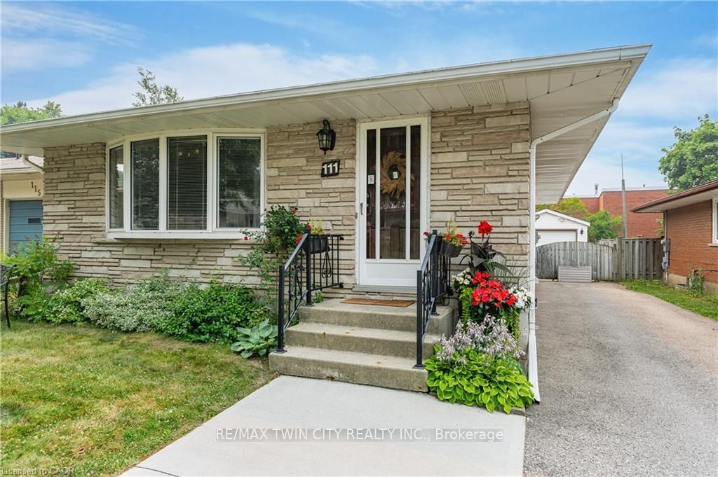 111 Kimberly Crescent, Cambridge, ON N2E 1C8 photo 5