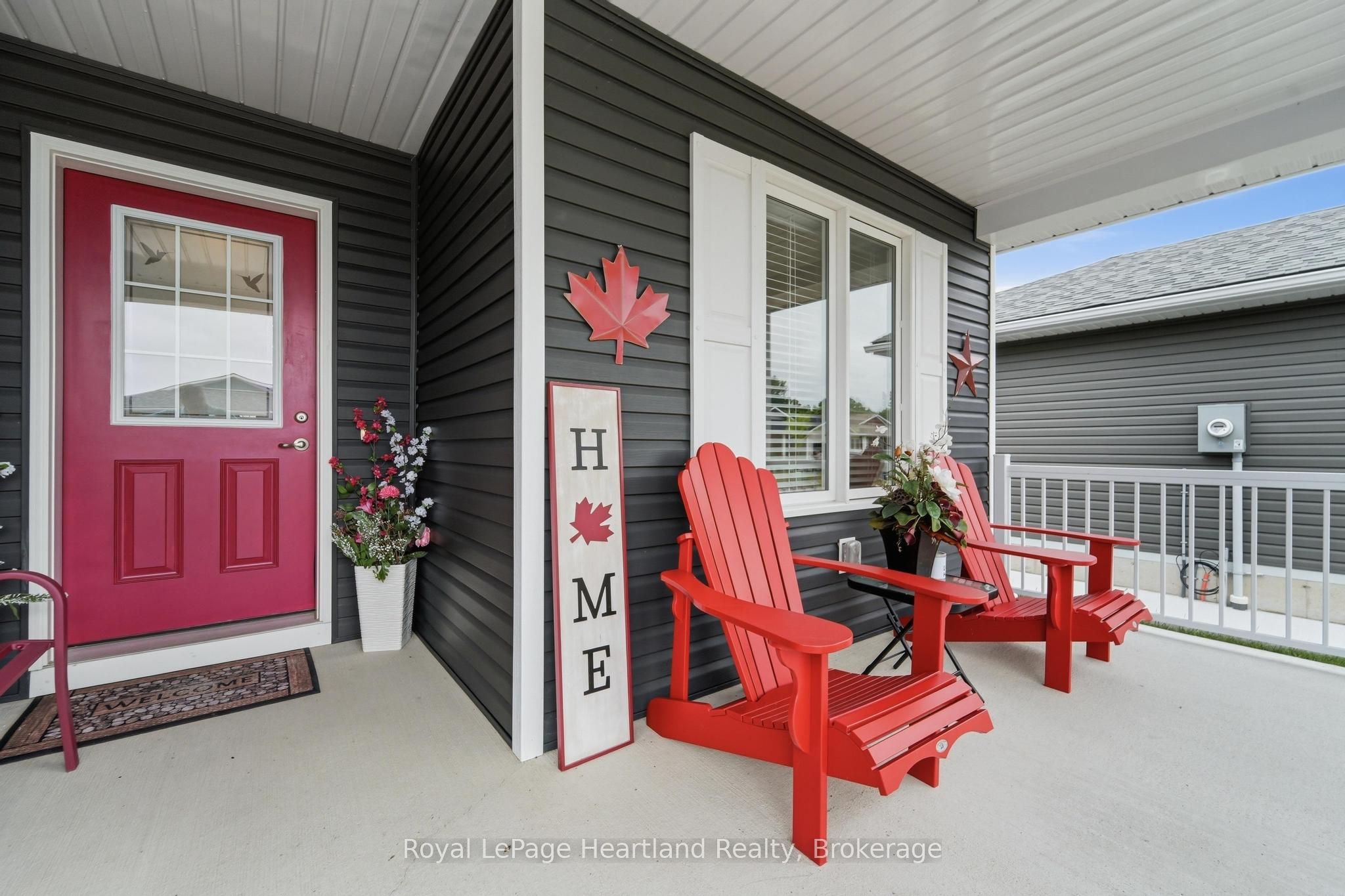 251 Lakebreeze Drive, Ashfield-Colborne-Wawanosh, ON N7A 0B9 photo 3