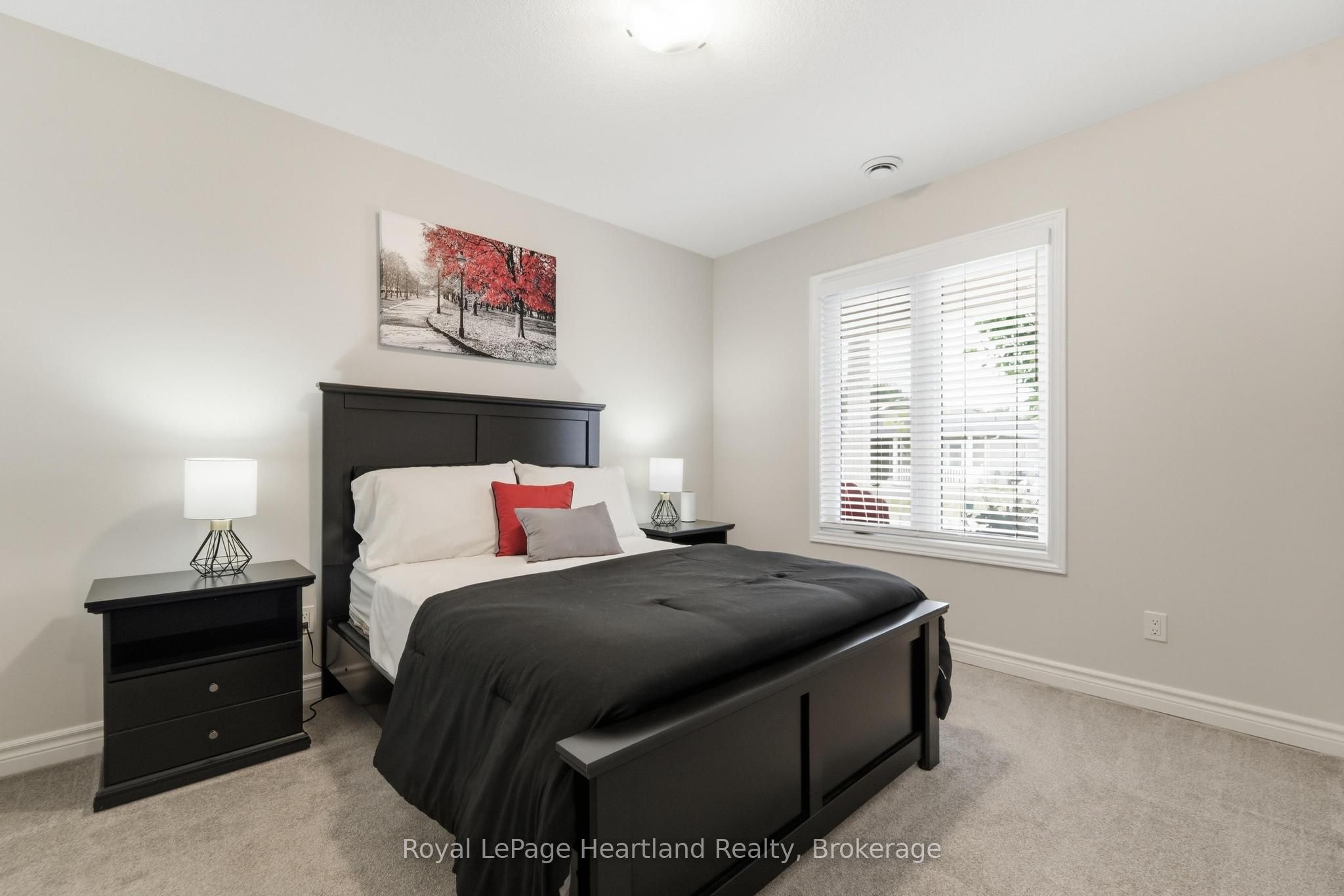 251 Lakebreeze Drive, Ashfield-Colborne-Wawanosh, ON N7A 0B9 photo 4