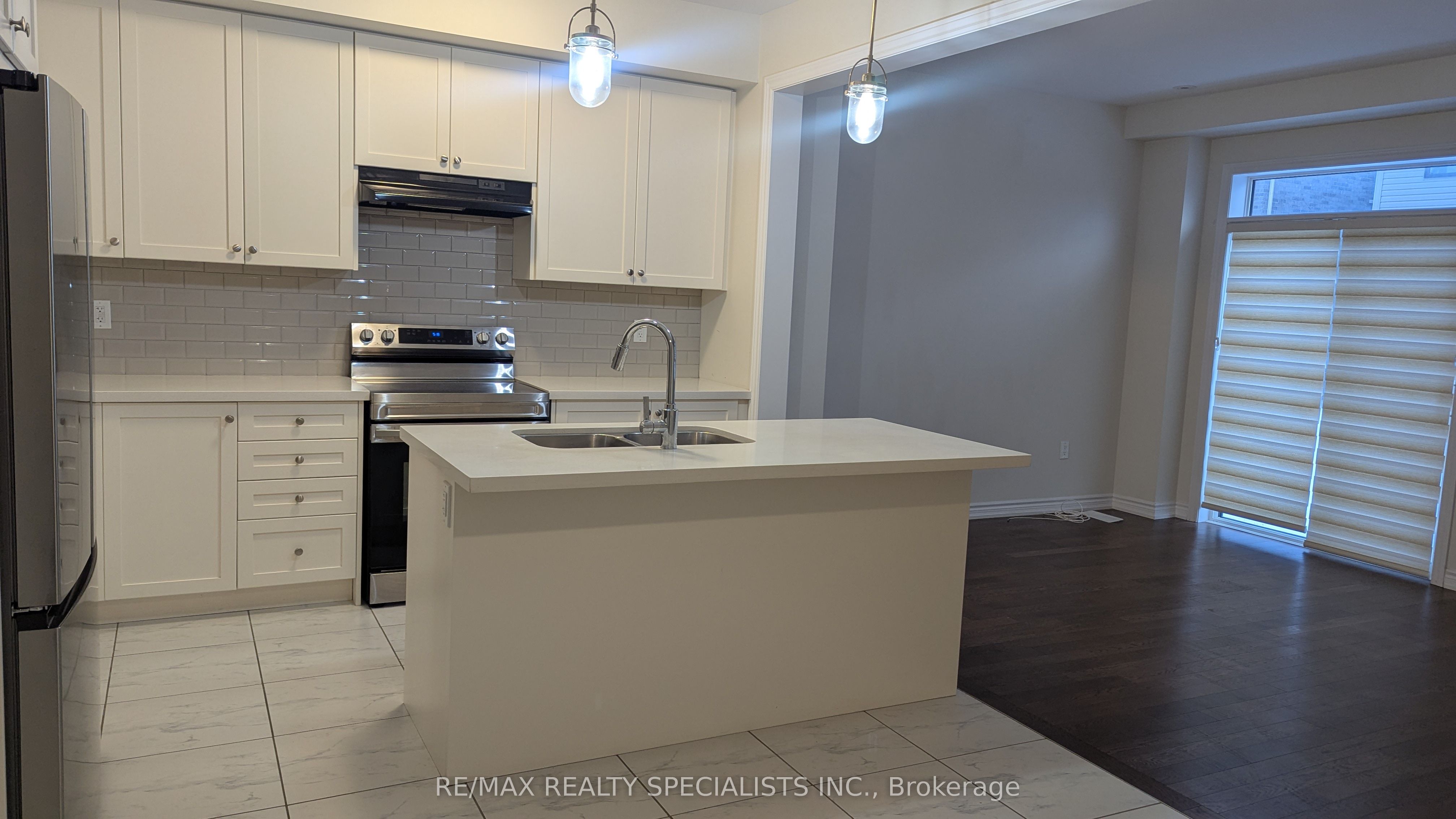 29 Gunn Avenue, Brantford, ON N3T 0V3 photo 4