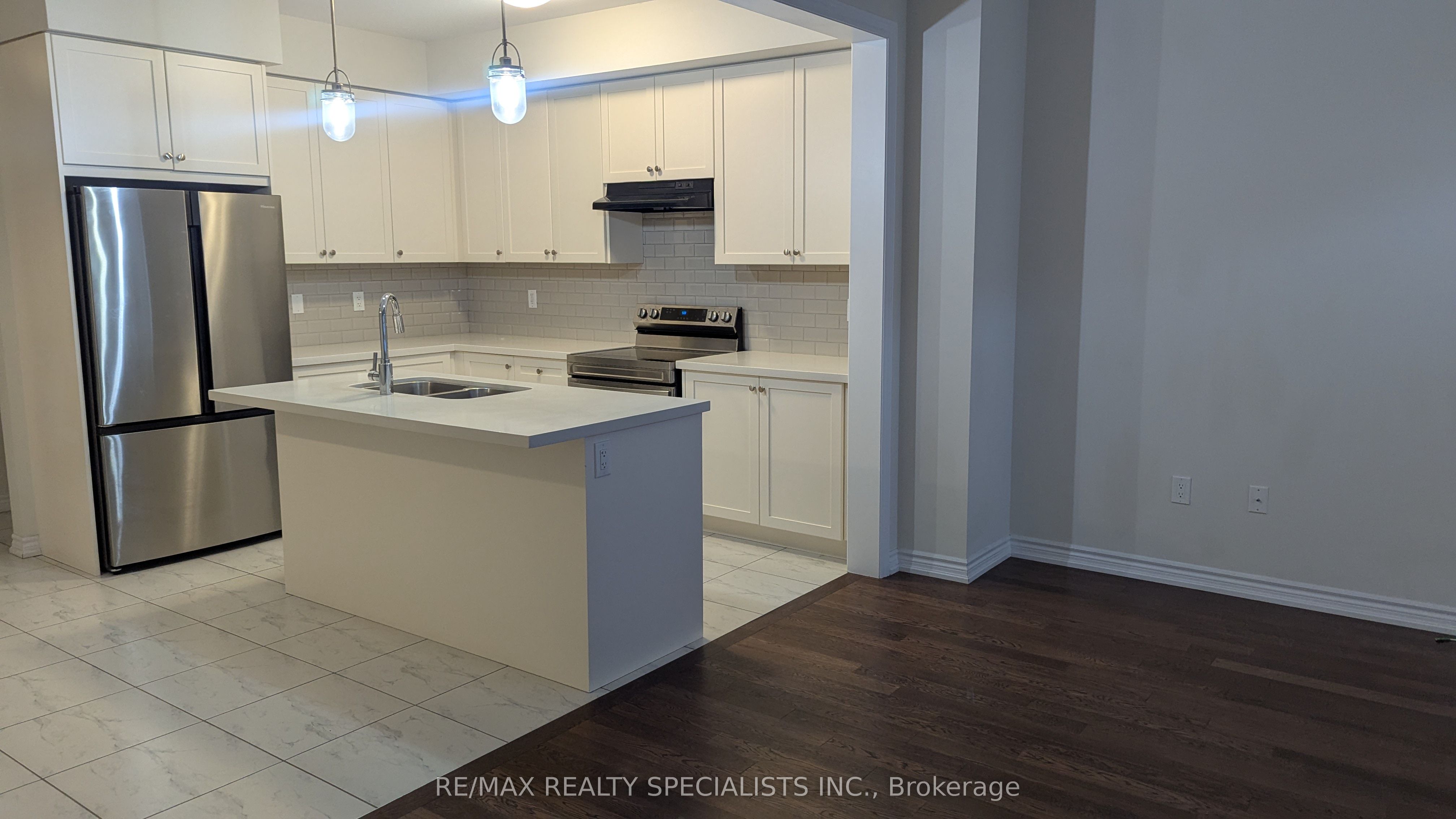 29 Gunn Avenue, Brantford, ON N3T 0V3 photo 5