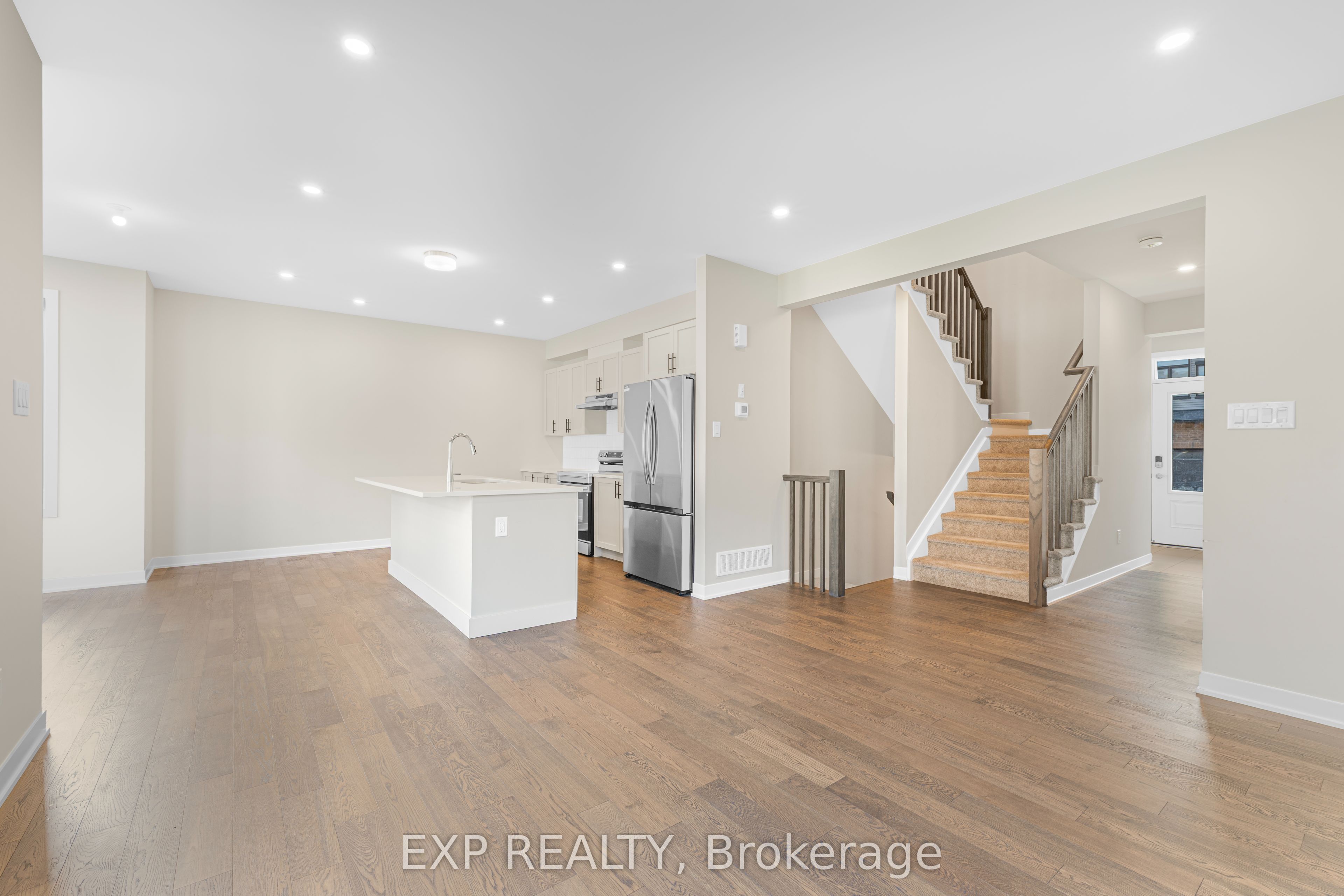 345 Peninsula Road, Barrhaven, ON K2J 7L9 photo 3