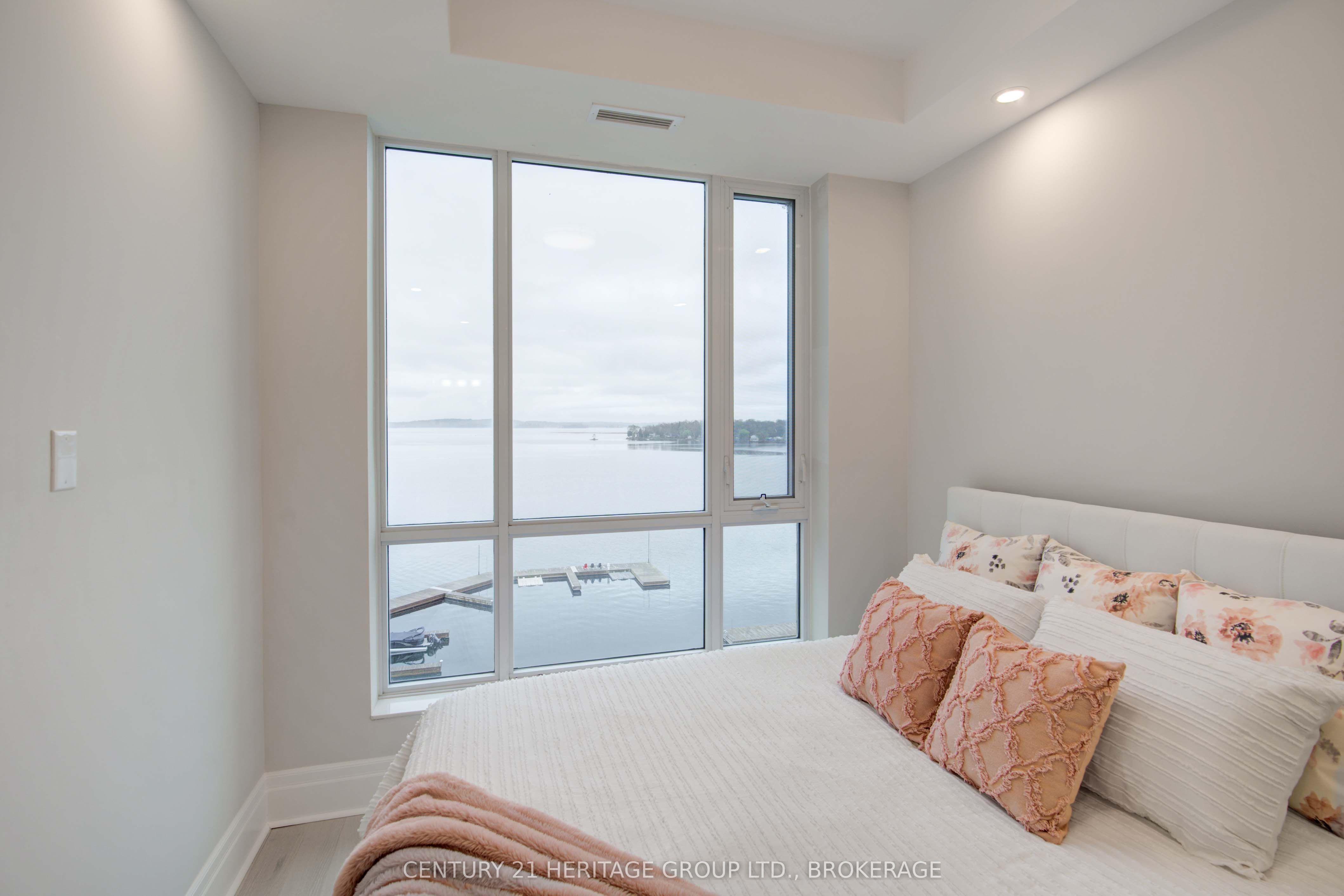 129 South Street 607, Gananoque, ON K7G 1A1 photo 3